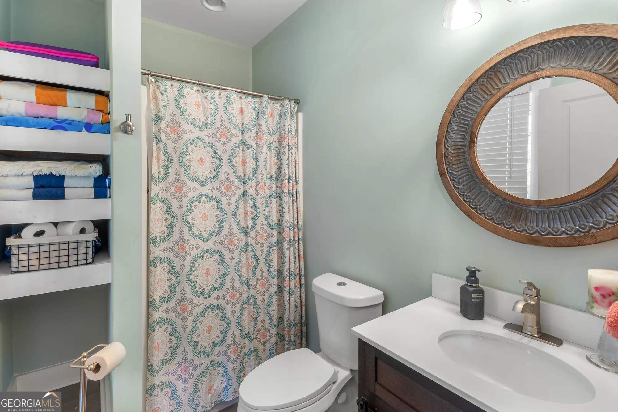 Property Slideshow image 41 of 51 | 6435 looper lake dr, Flowery Branch, GA, 30542