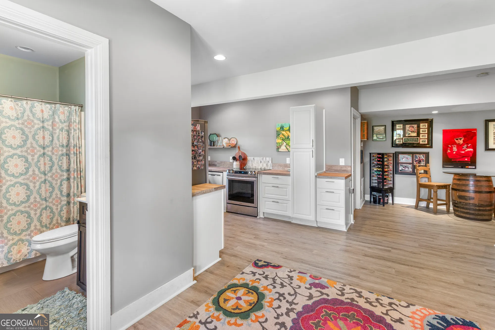 Property Slideshow image 40 of 51 | 6435 looper lake dr, Flowery Branch, GA, 30542