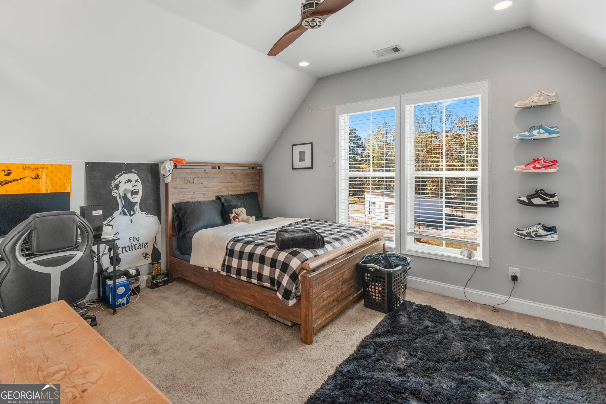 Property Slideshow image 29 of 51 | 6435 looper lake dr, Flowery Branch, GA, 30542