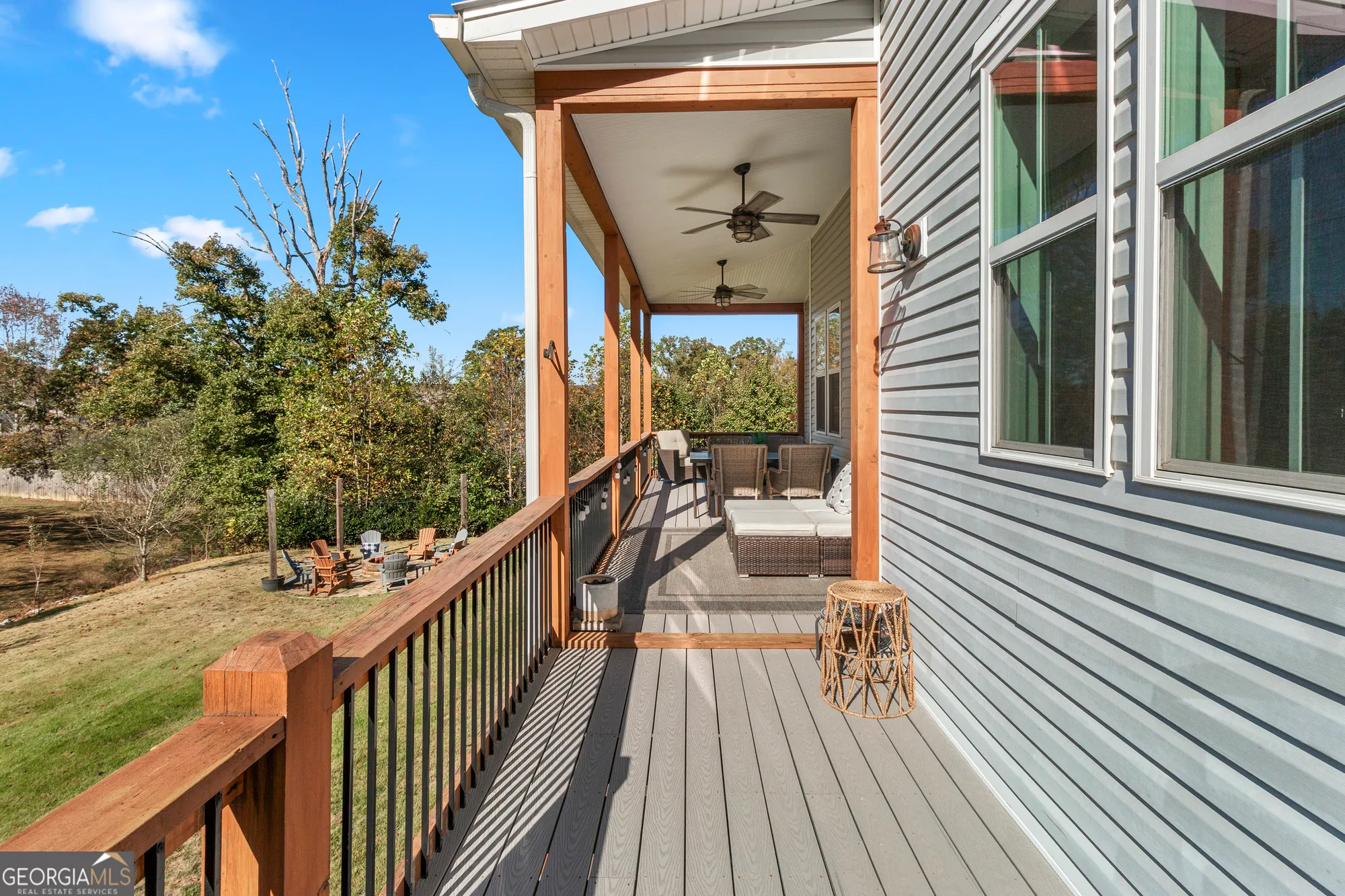 Property Slideshow image 16 of 51 | 6435 looper lake dr, Flowery Branch, GA, 30542