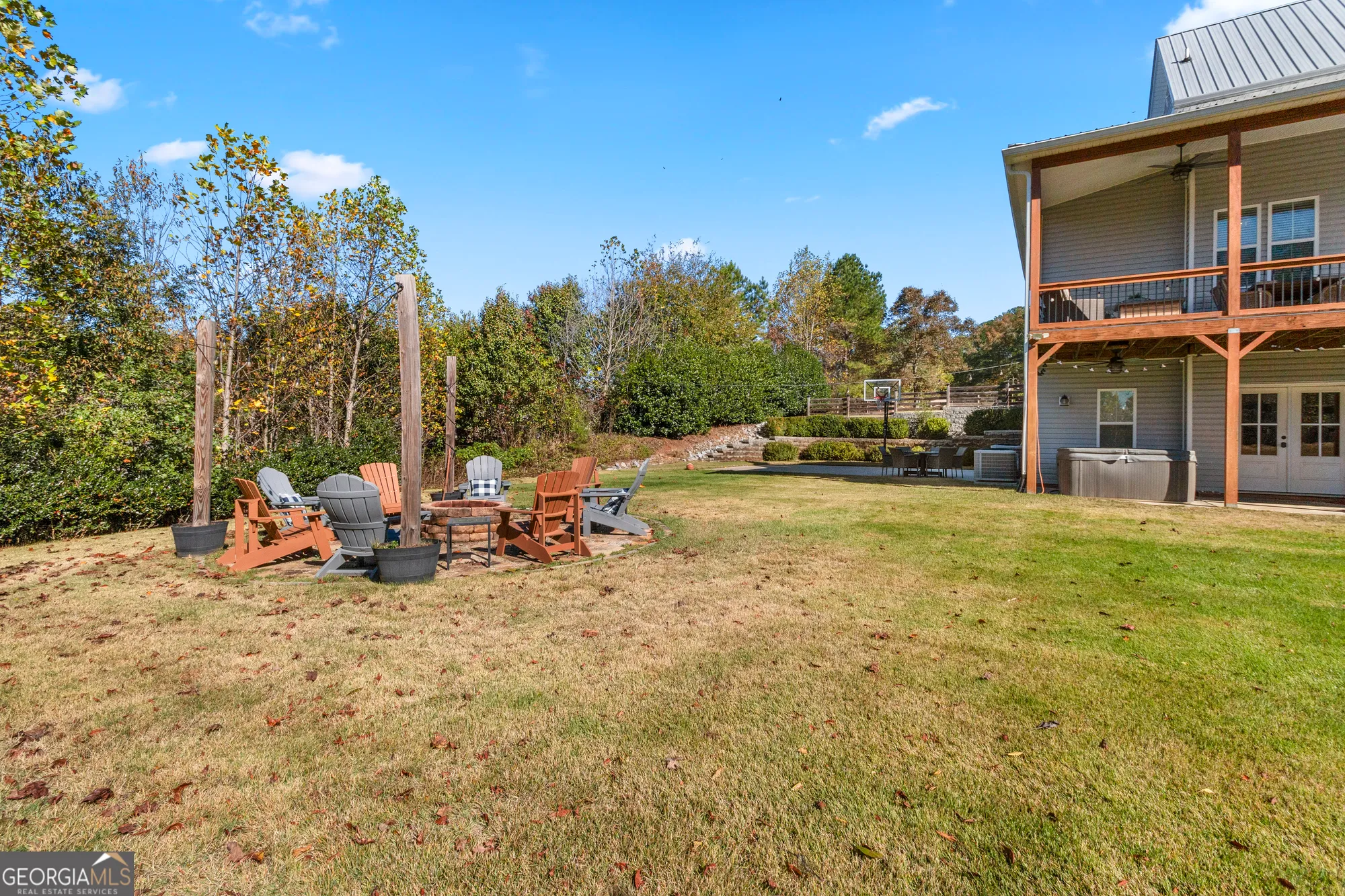 Property Slideshow image 5 of 51 | 6435 looper lake dr, Flowery Branch, GA, 30542