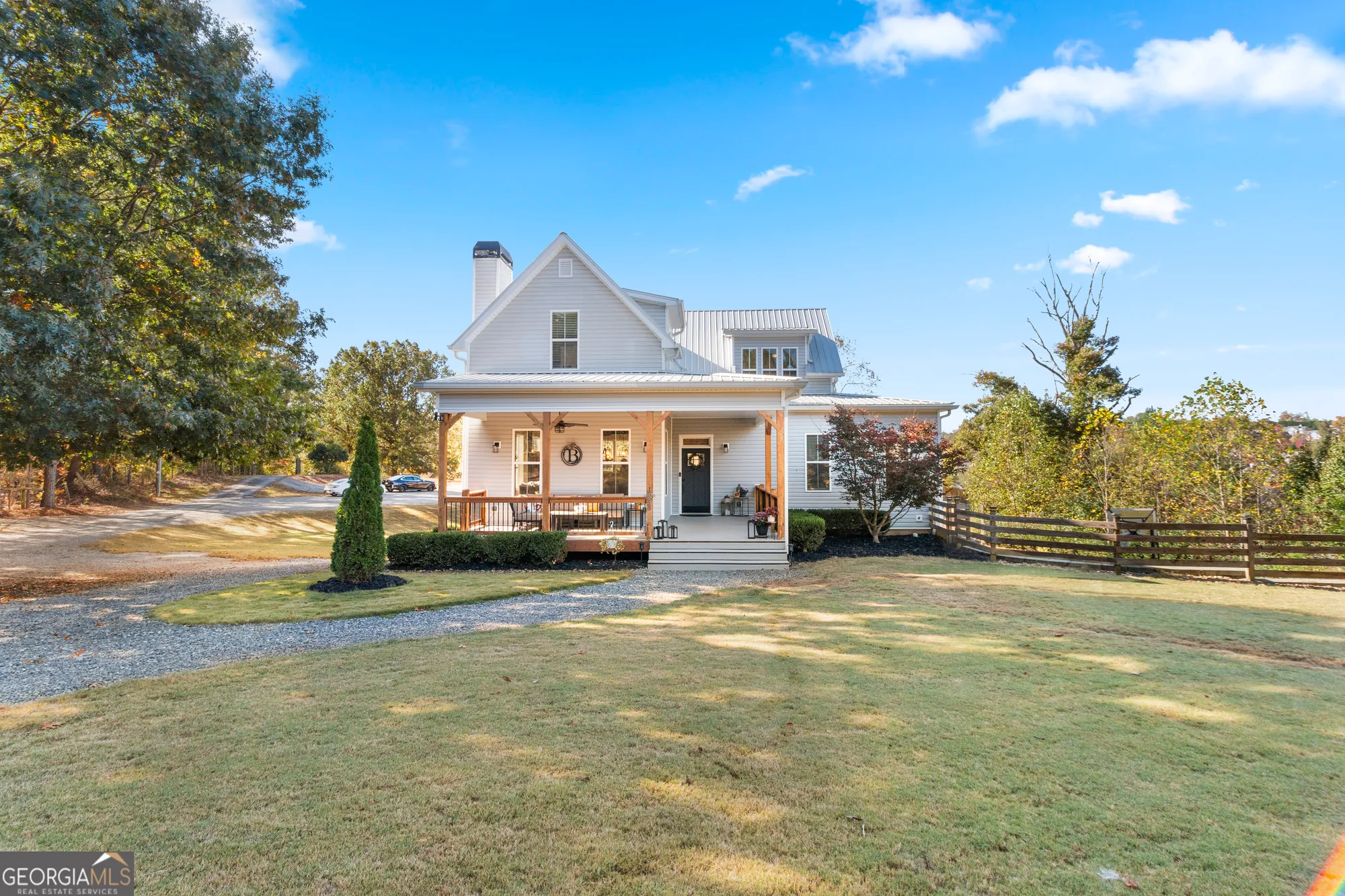 Property Slideshow image 1 of 51 | 6435 looper lake dr, Flowery Branch, GA, 30542