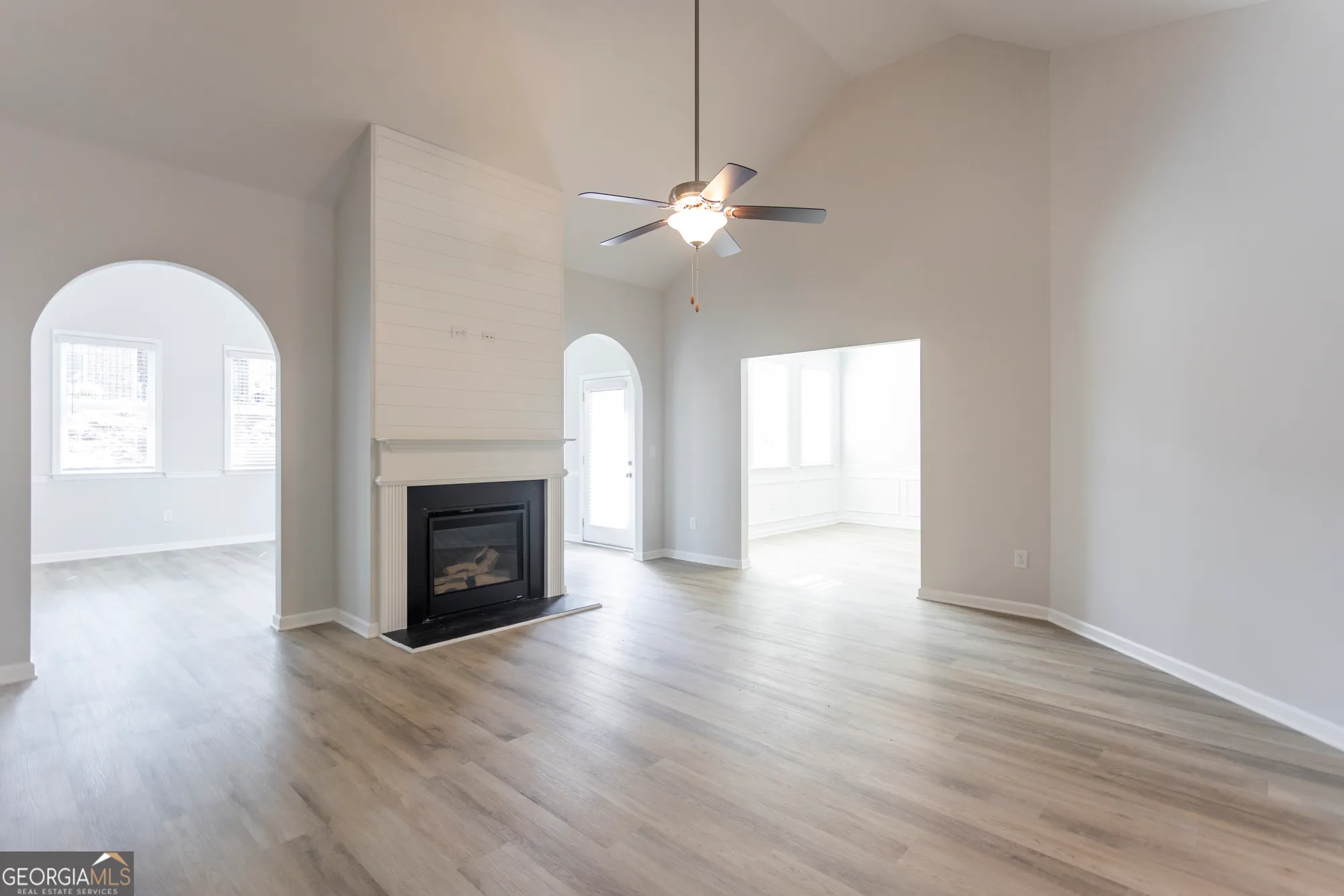 Property Slideshow image 7 of 42 | 1007 towne cir, Social Circle, GA, 30025