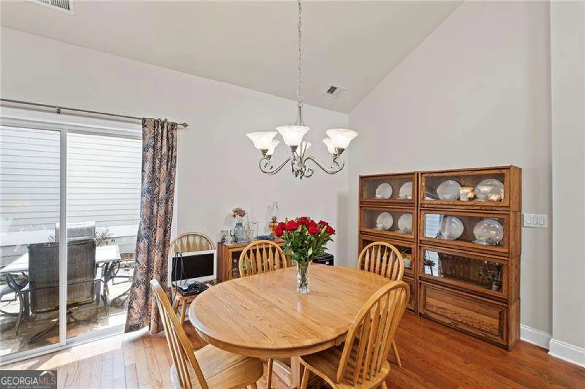 Property Slideshow image 10 of 32 | 329 acuba vw, Woodstock, GA, 30188