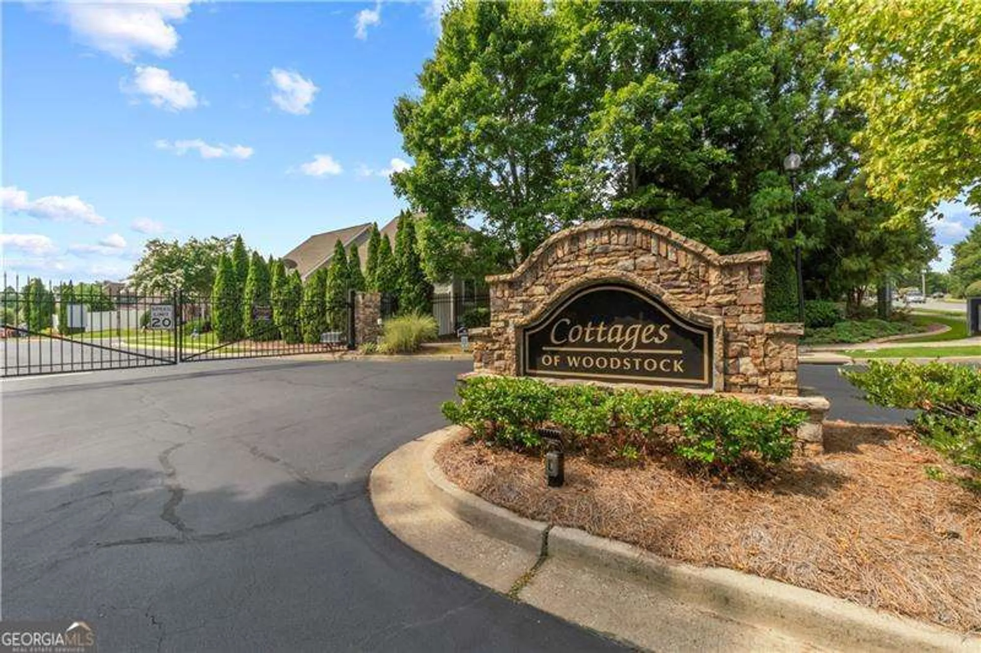 Property Slideshow image 28 of 32 | 329 acuba vw, Woodstock, GA, 30188