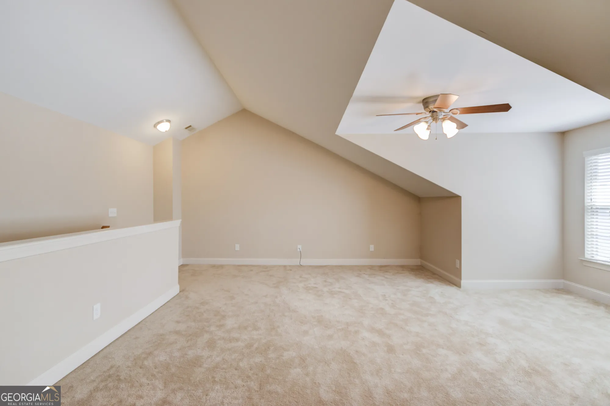 Property Slideshow image 33 of 42 | 4321 lanier ridge walk, Cumming, GA, 30041