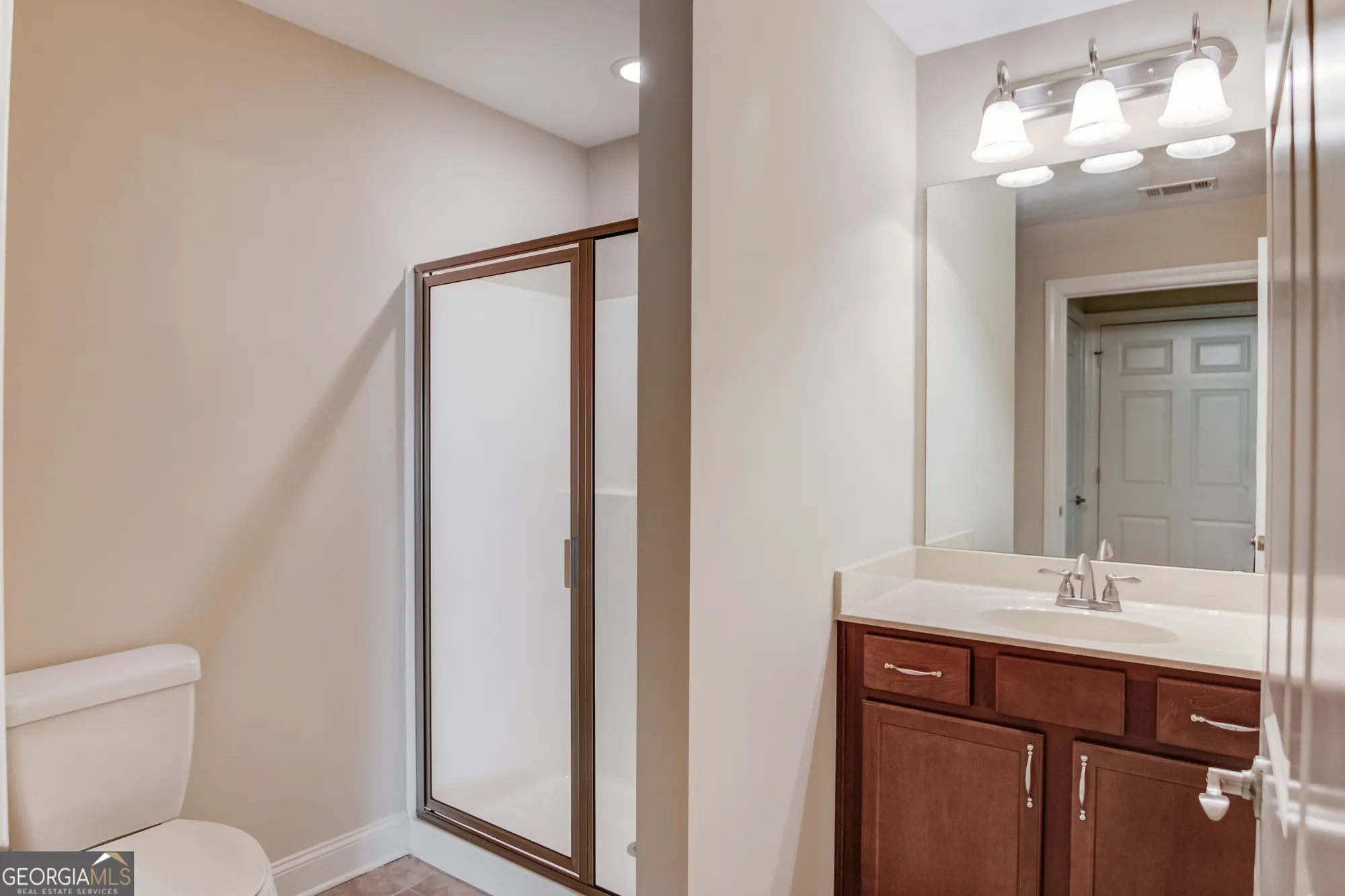 Property Slideshow image 34 of 42 | 4321 lanier ridge walk, Cumming, GA, 30041