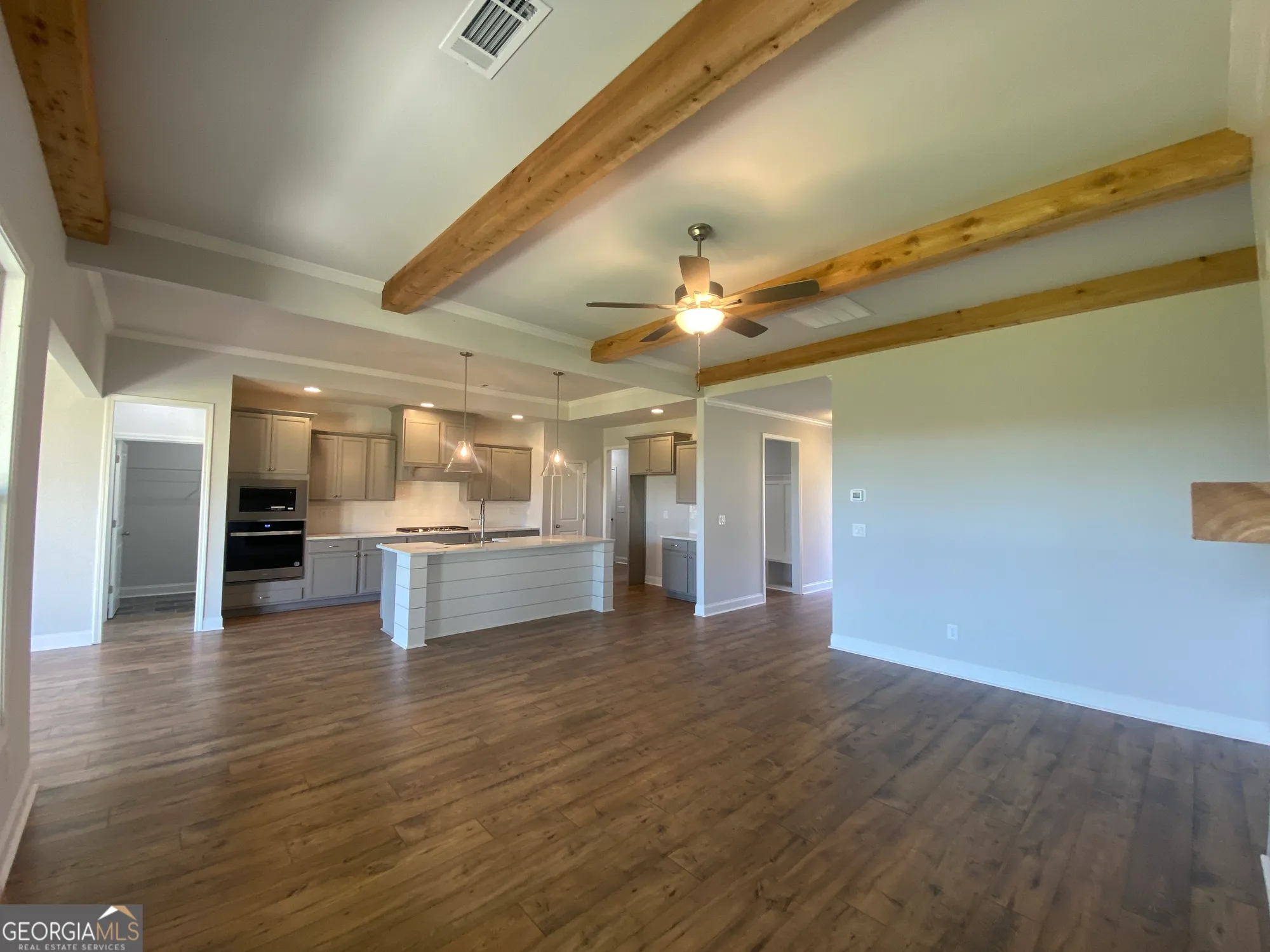 Property Slideshow image 11 of 51 | 184 montview dr # 111, Jefferson, GA, 30549