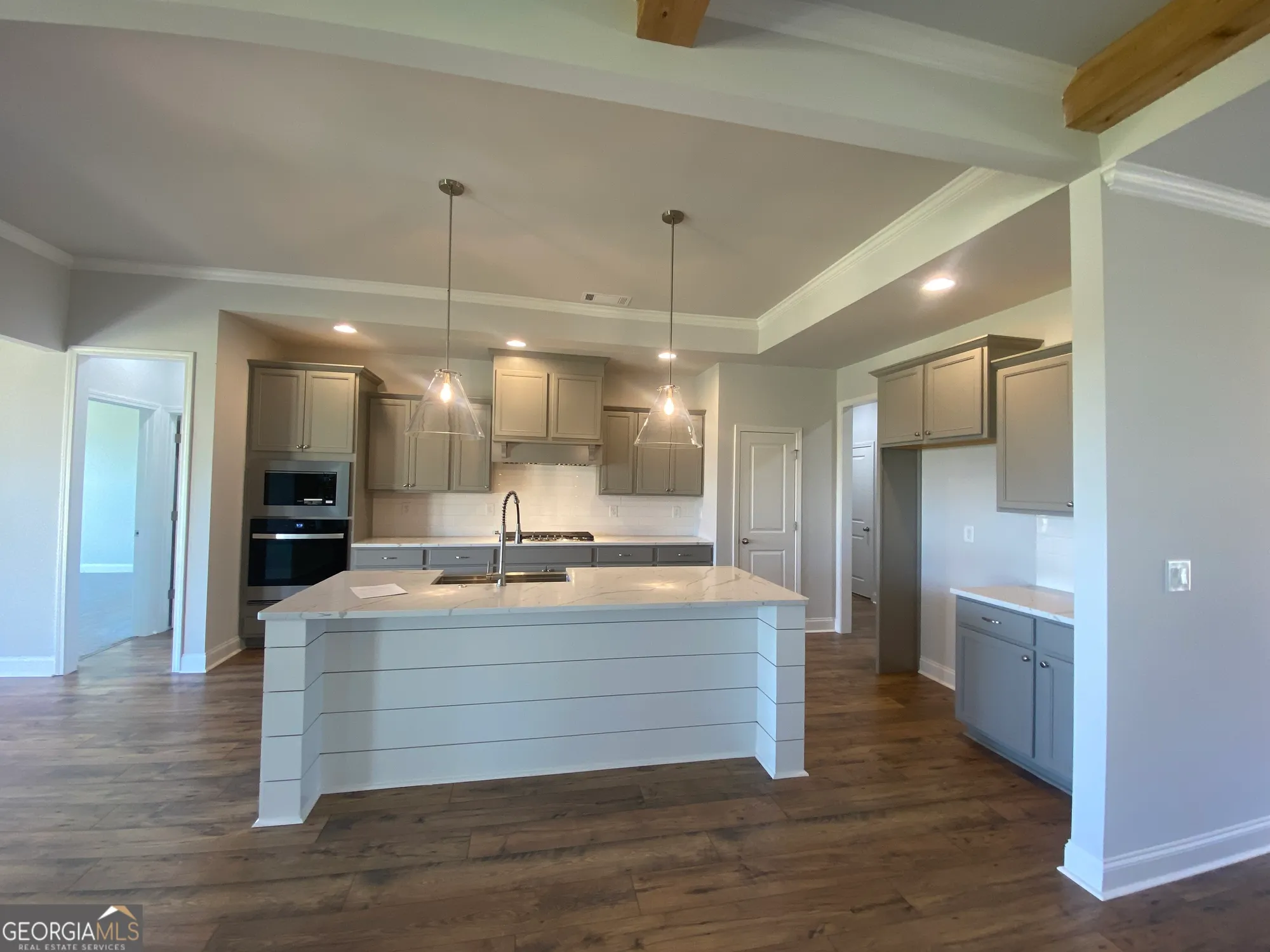 Property Slideshow image 12 of 51 | 184 montview dr # 111, Jefferson, GA, 30549