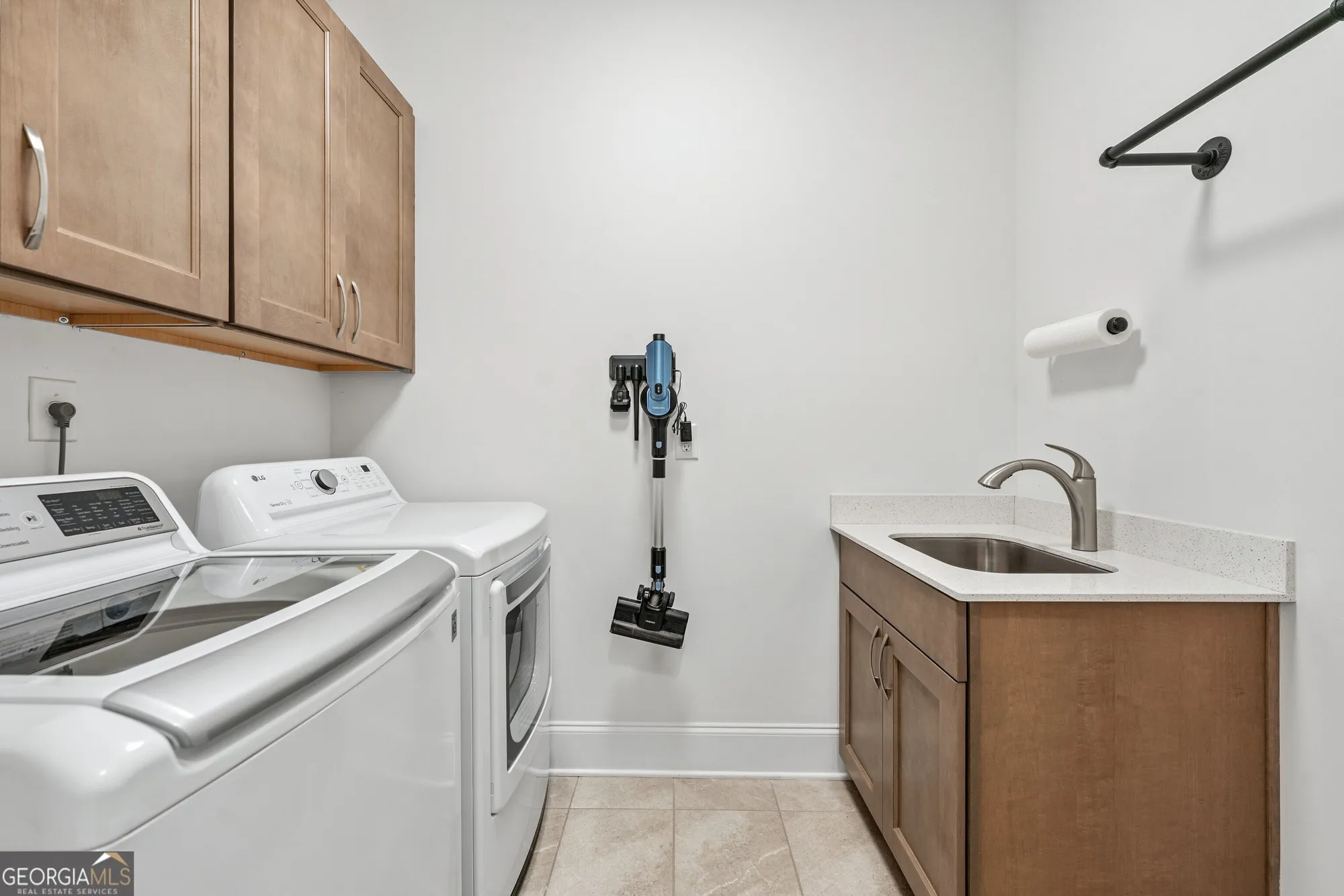 Property Slideshow image 33 of 108 | 181 ontario ln # 2, Hoschton, GA, 30548