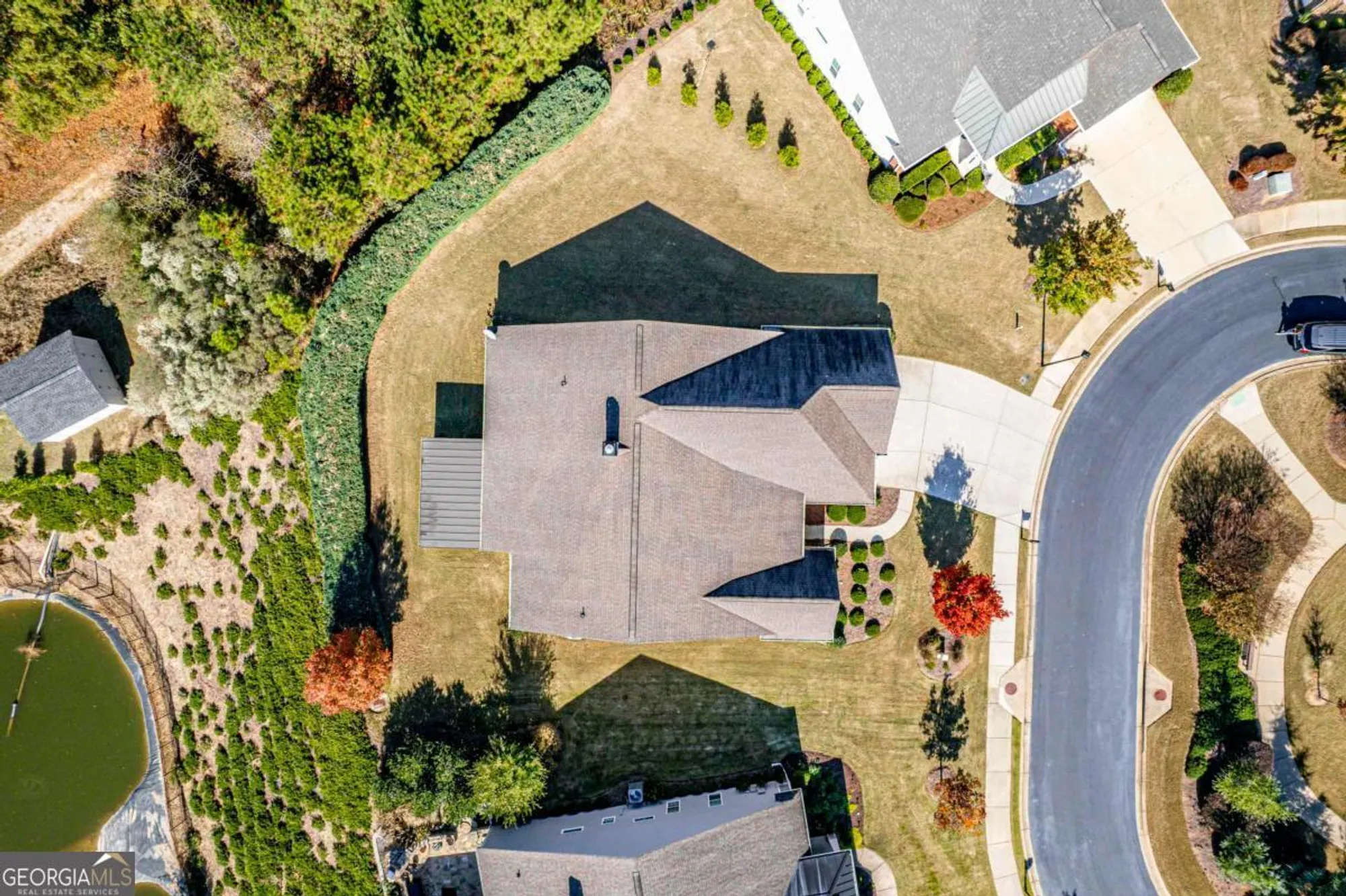 Property Slideshow image 6 of 51 | 1111 lakefront ct, Greensboro, GA, 30642