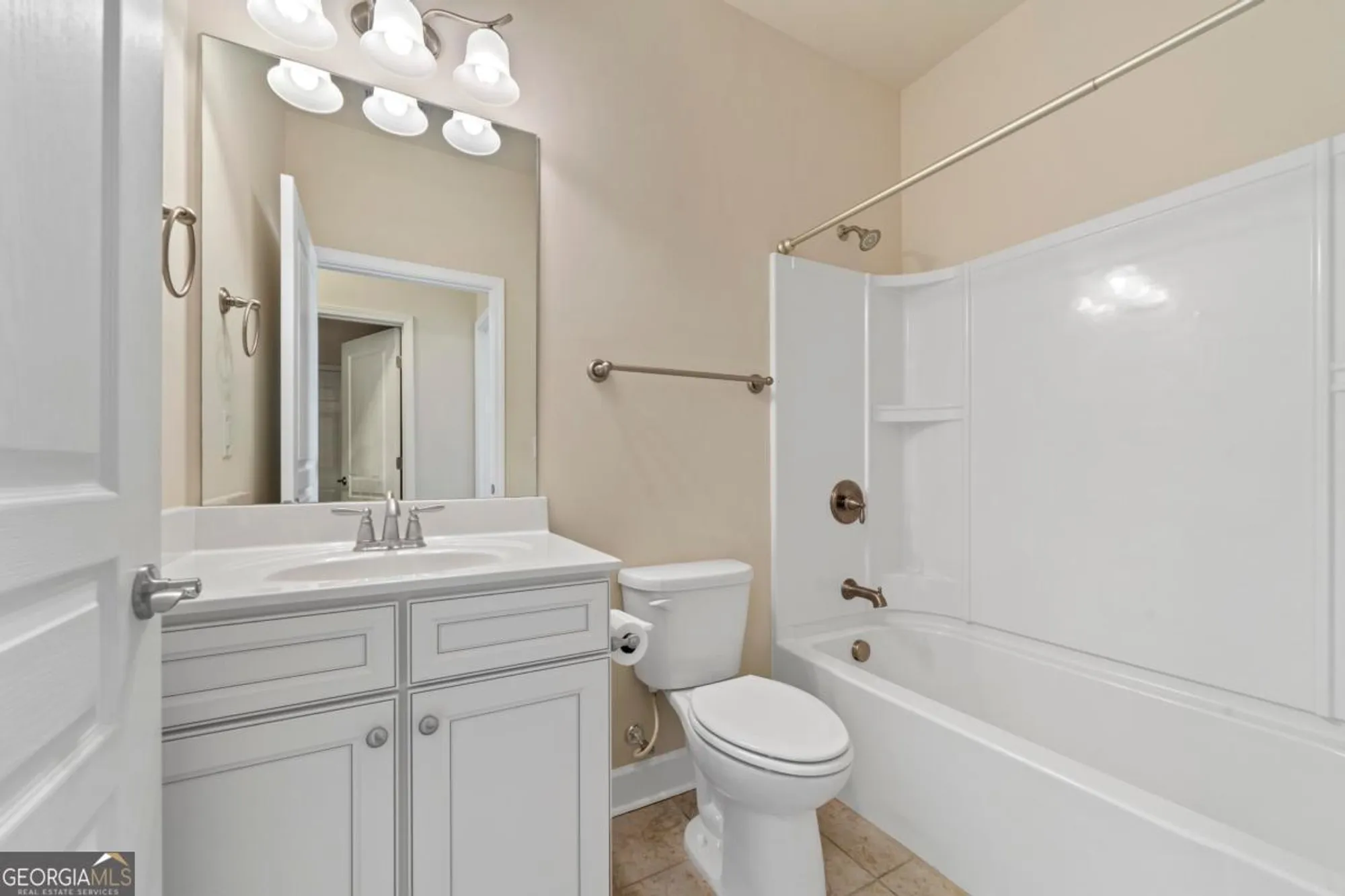 Property Slideshow image 47 of 51 | 1111 lakefront ct, Greensboro, GA, 30642