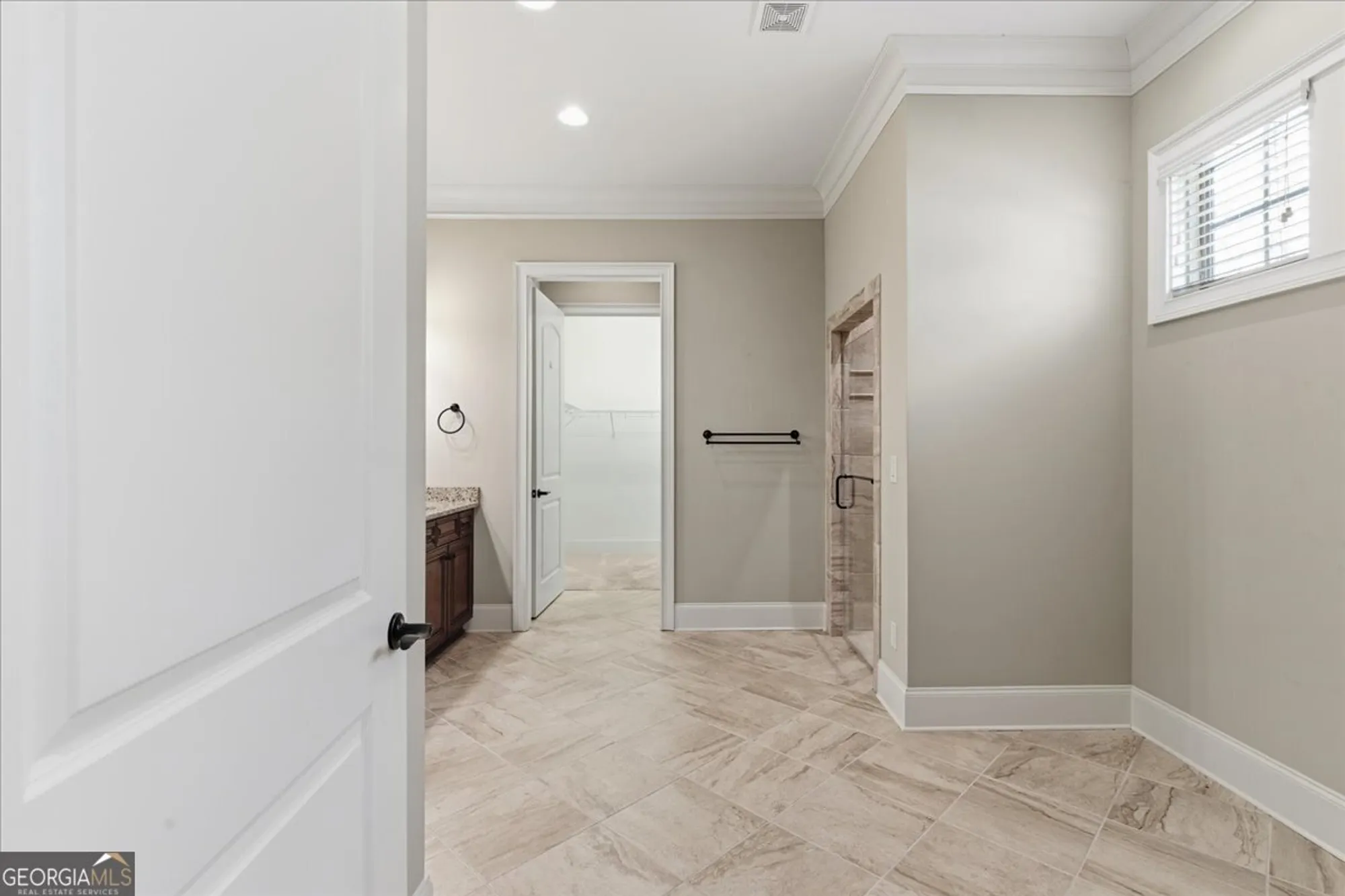 Property Slideshow image 15 of 27 | 64 cedarcrest village ct, Acworth, GA, 30101