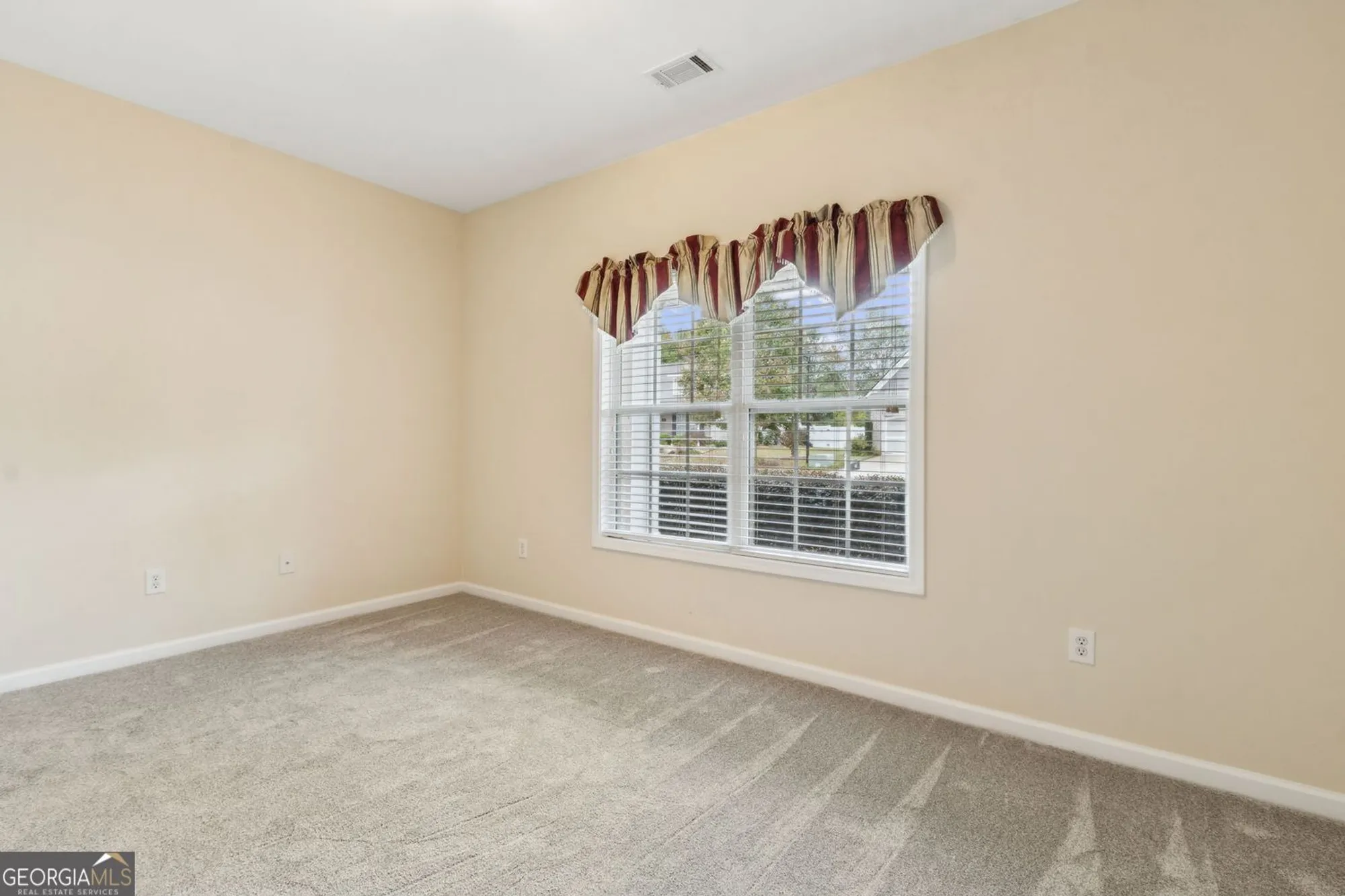 Property Slideshow image 39 of 52 | 816 ideal pl, Winder, GA, 30680