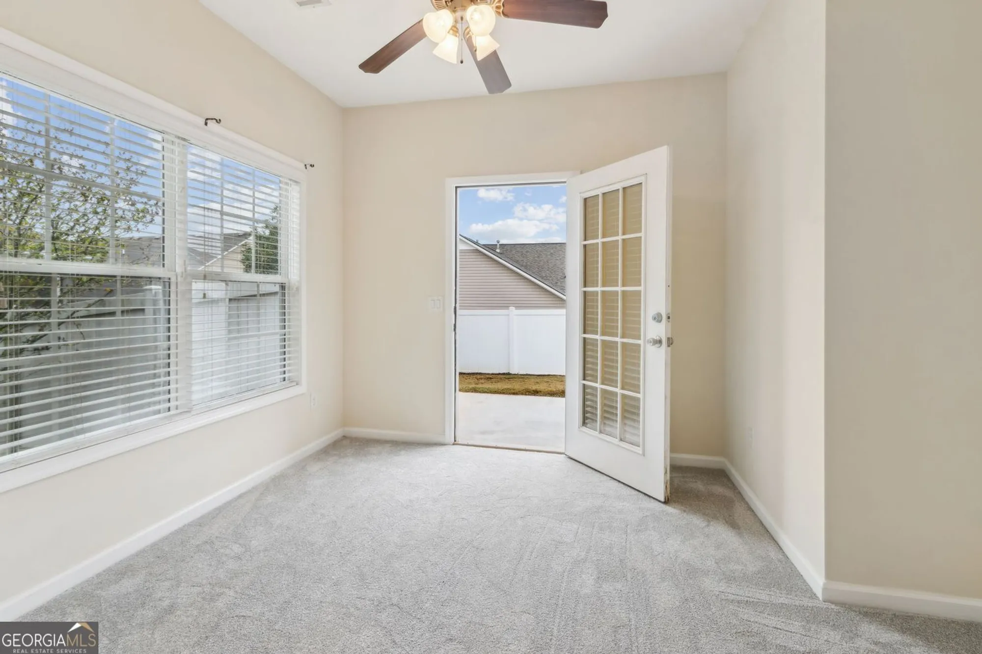 Property Slideshow image 5 of 52 | 816 ideal pl, Winder, GA, 30680