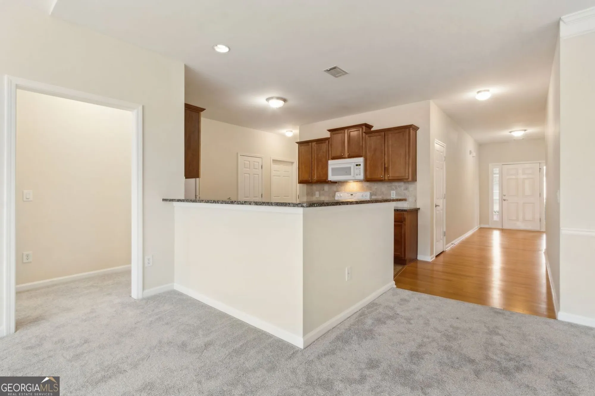 Property Slideshow image 24 of 52 | 816 ideal pl, Winder, GA, 30680