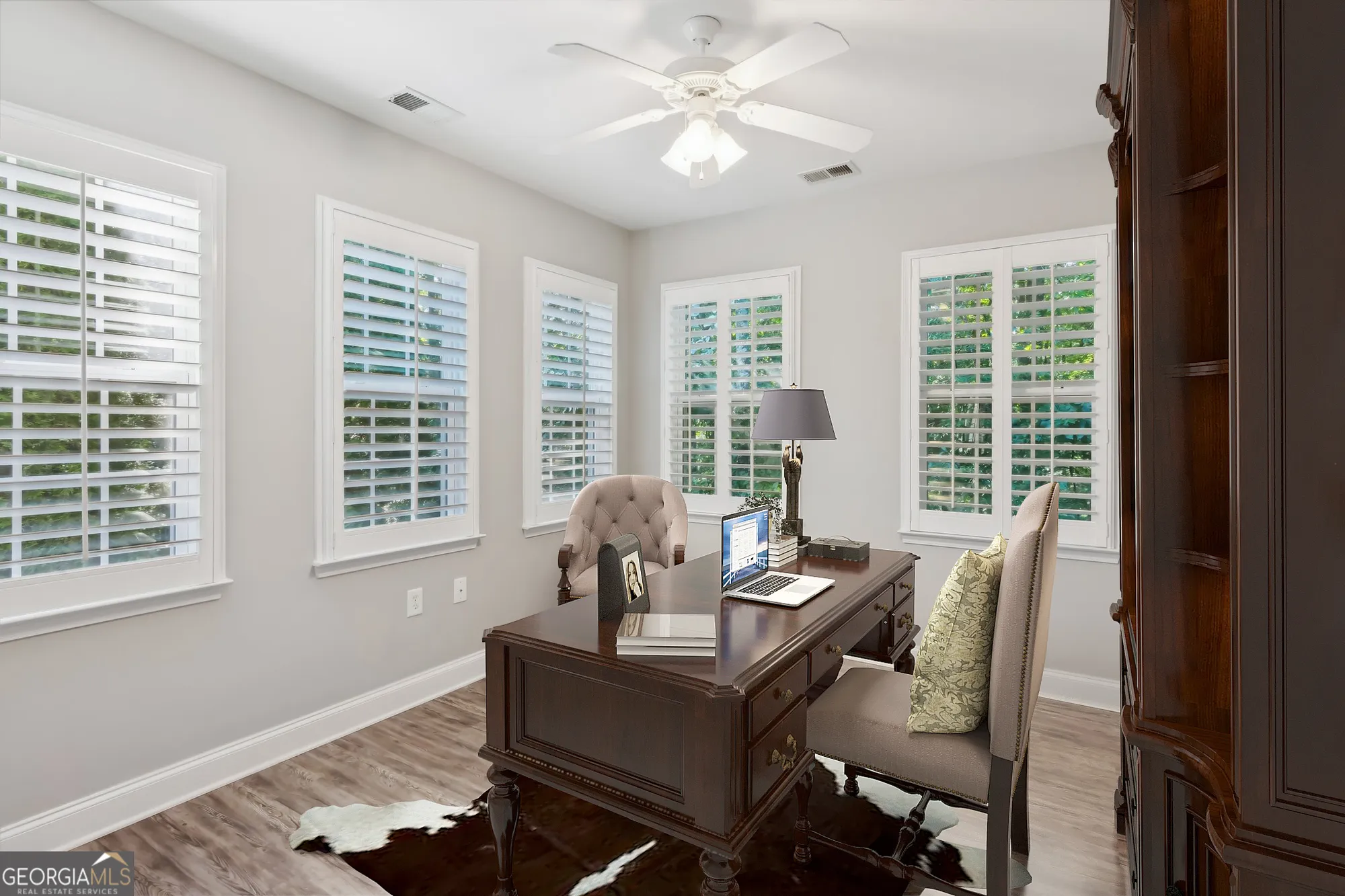 Property Slideshow image 8 of 30 | 2593 grapevine cir # 301, Cumming, GA, 30041