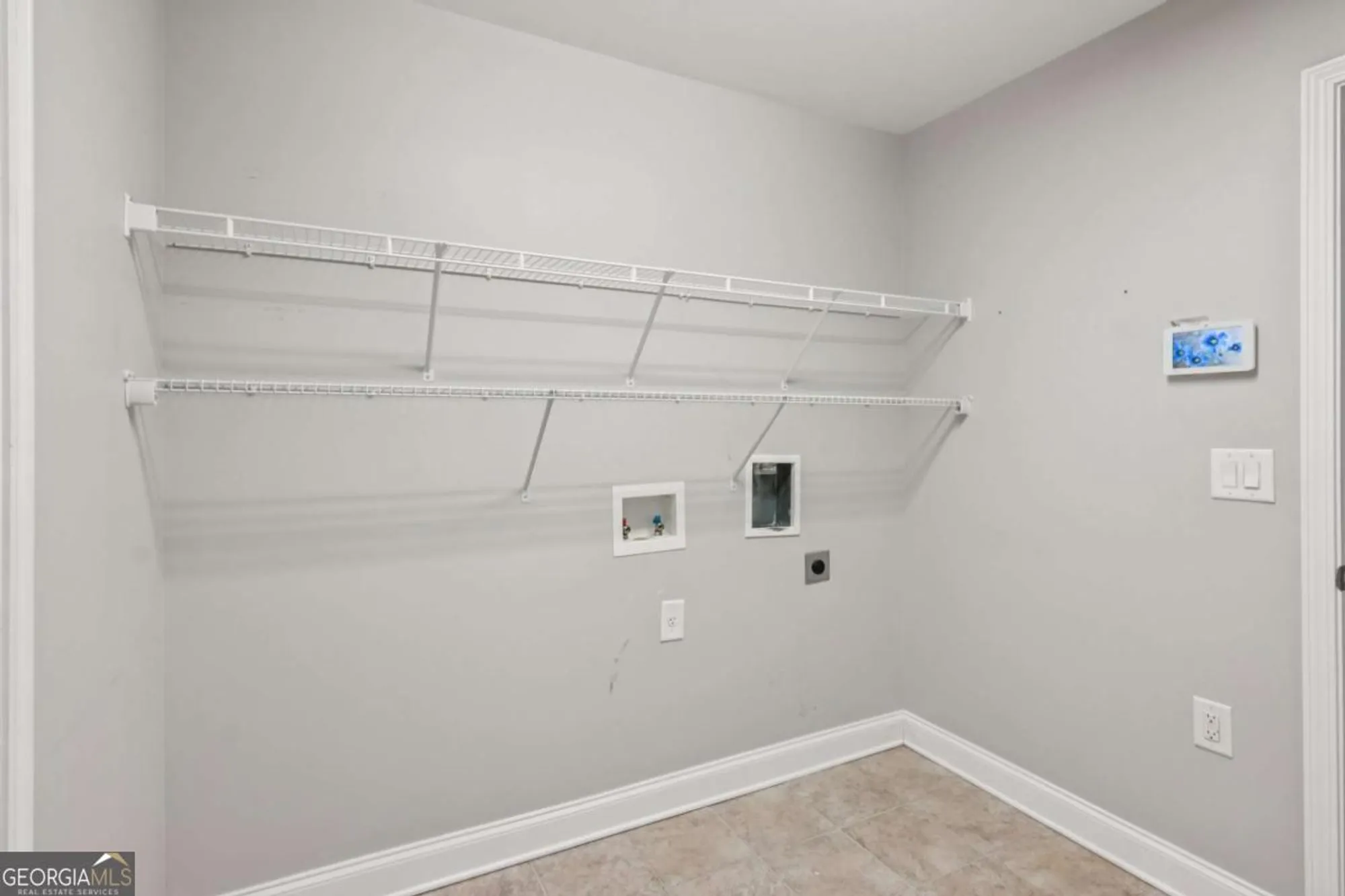 Property Slideshow image 25 of 30 | 2593 grapevine cir # 301, Cumming, GA, 30041