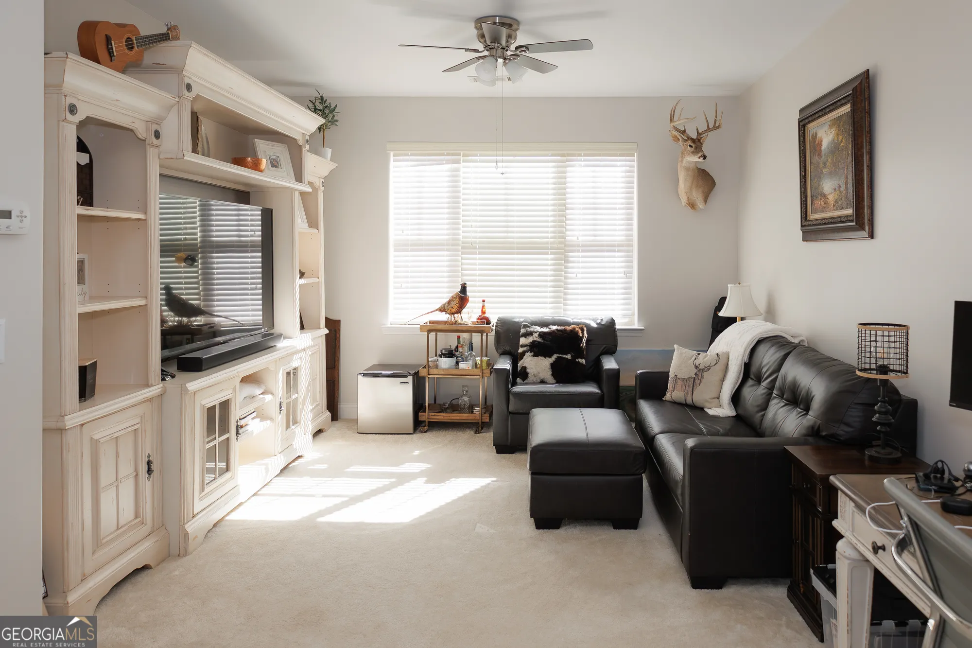 Property Slideshow image 23 of 42 | 2699 middlecreek way, Cumming, GA, 30041