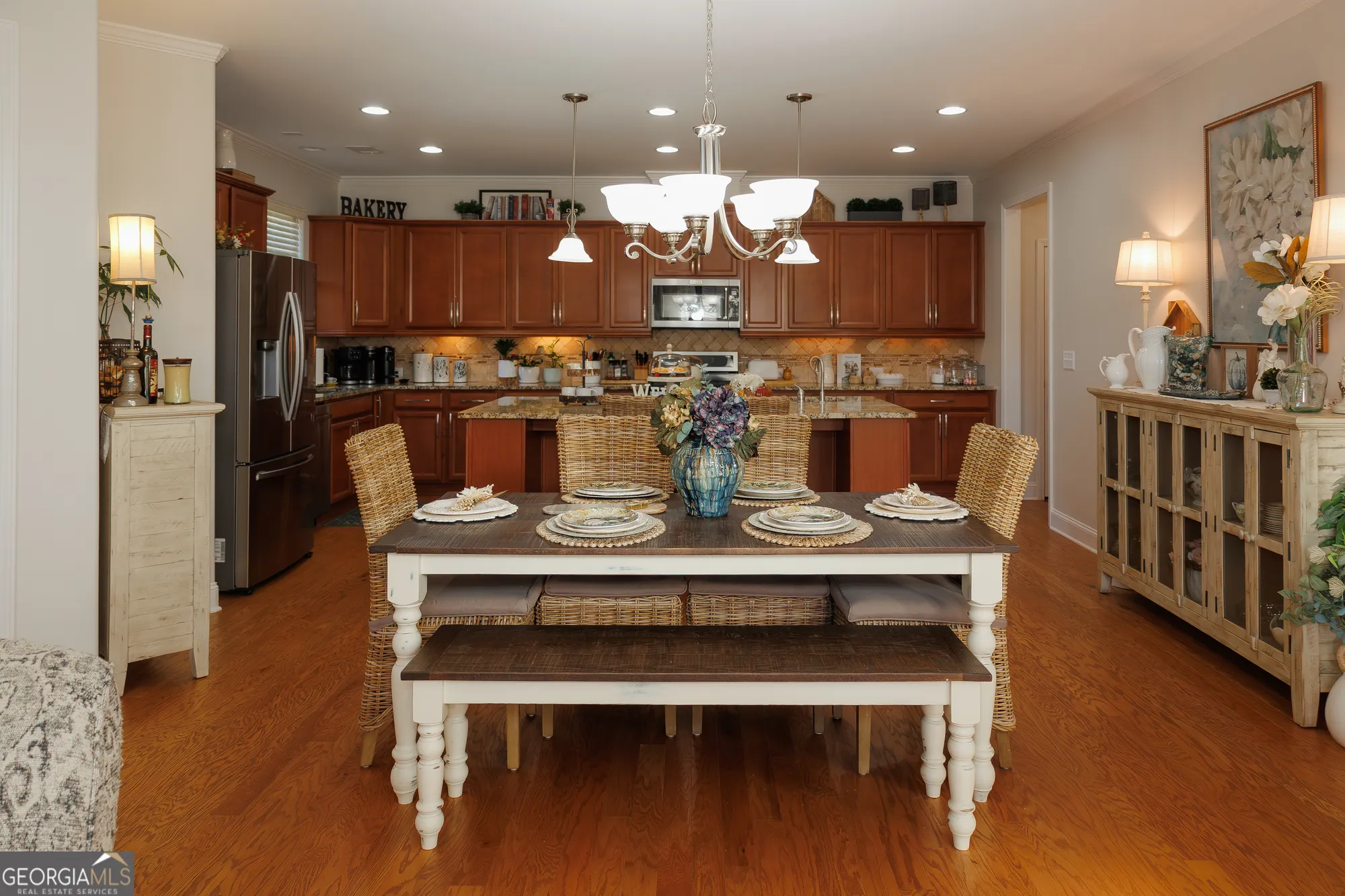 Property Slideshow image 12 of 42 | 2699 middlecreek way, Cumming, GA, 30041