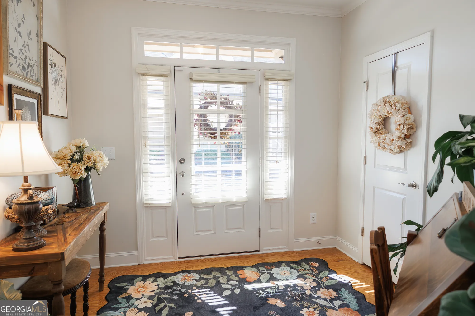 Property Slideshow image 5 of 42 | 2699 middlecreek way, Cumming, GA, 30041