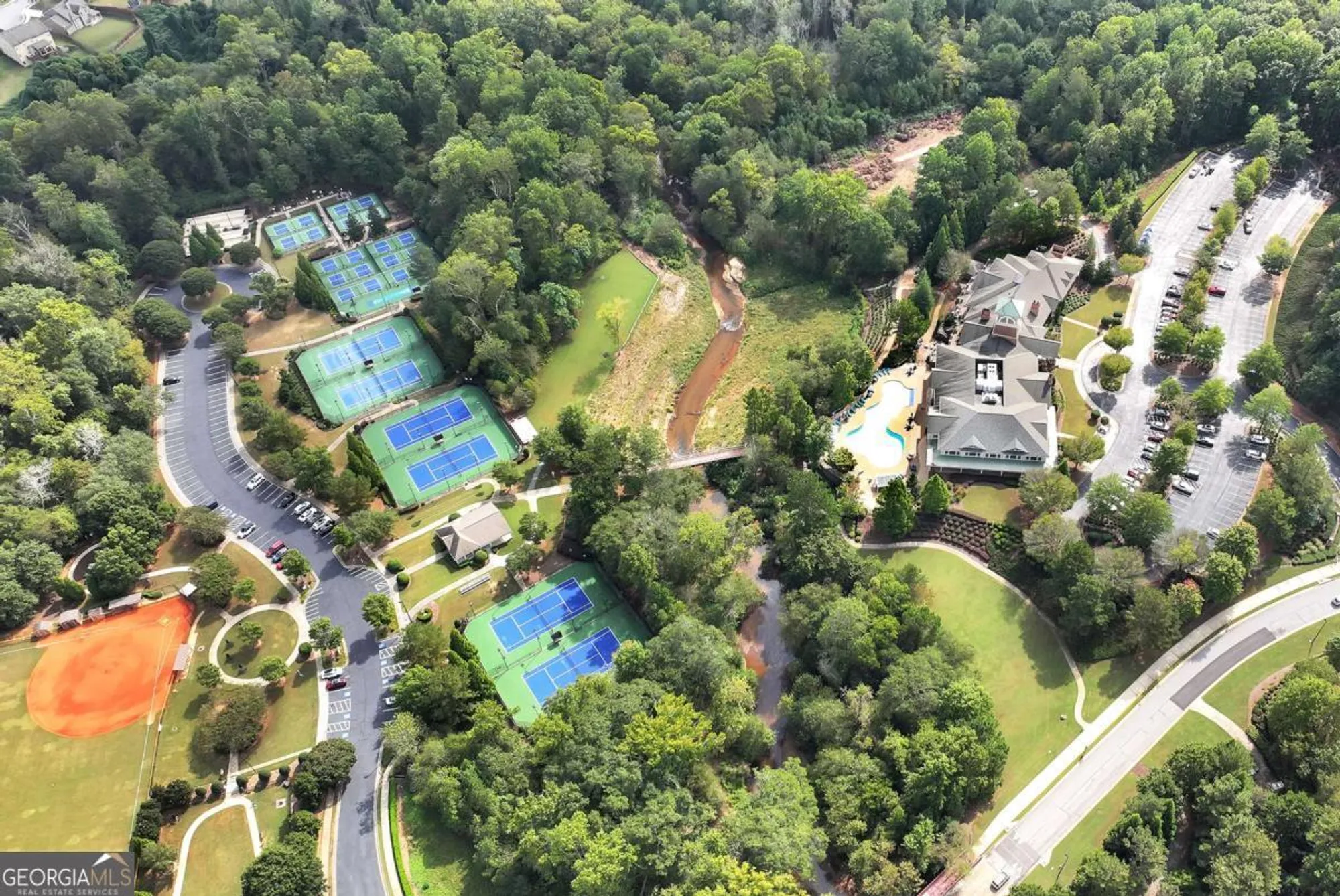 Property Slideshow image 14 of 66 | 6220 ivy stone way, Hoschton, GA, 30548