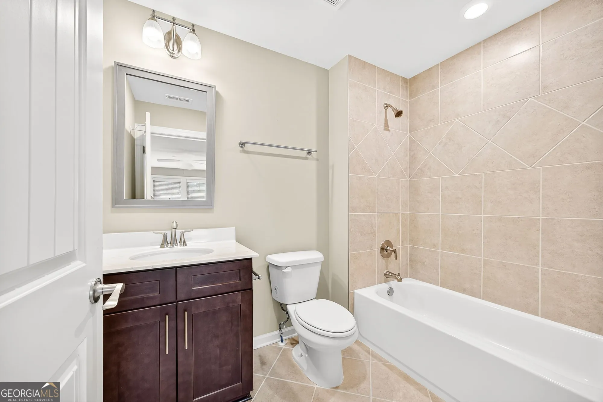Property Slideshow image 38 of 48 | 57 cedarcrest village ln, Acworth, GA, 30101