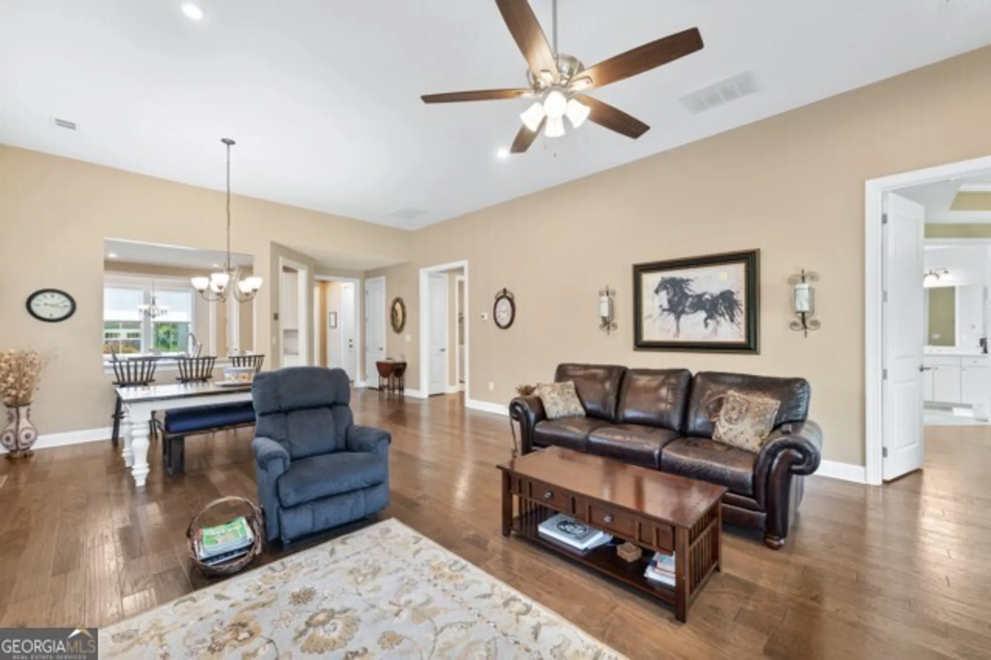 Property Slideshow image 18 of 82 | 215 silver ct # 2, Hoschton, GA, 30548