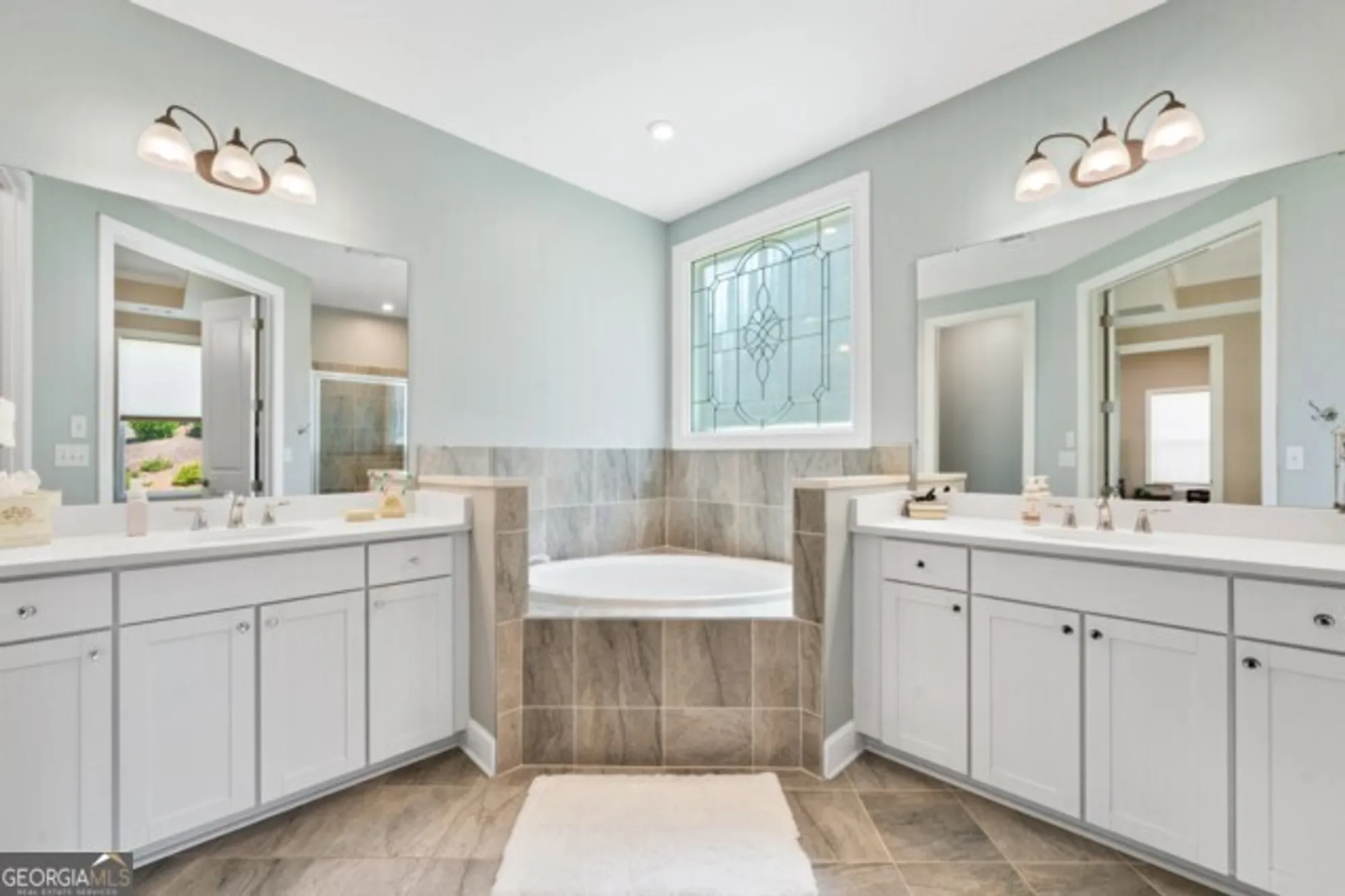 Property Slideshow image 21 of 82 | 215 silver ct # 2, Hoschton, GA, 30548