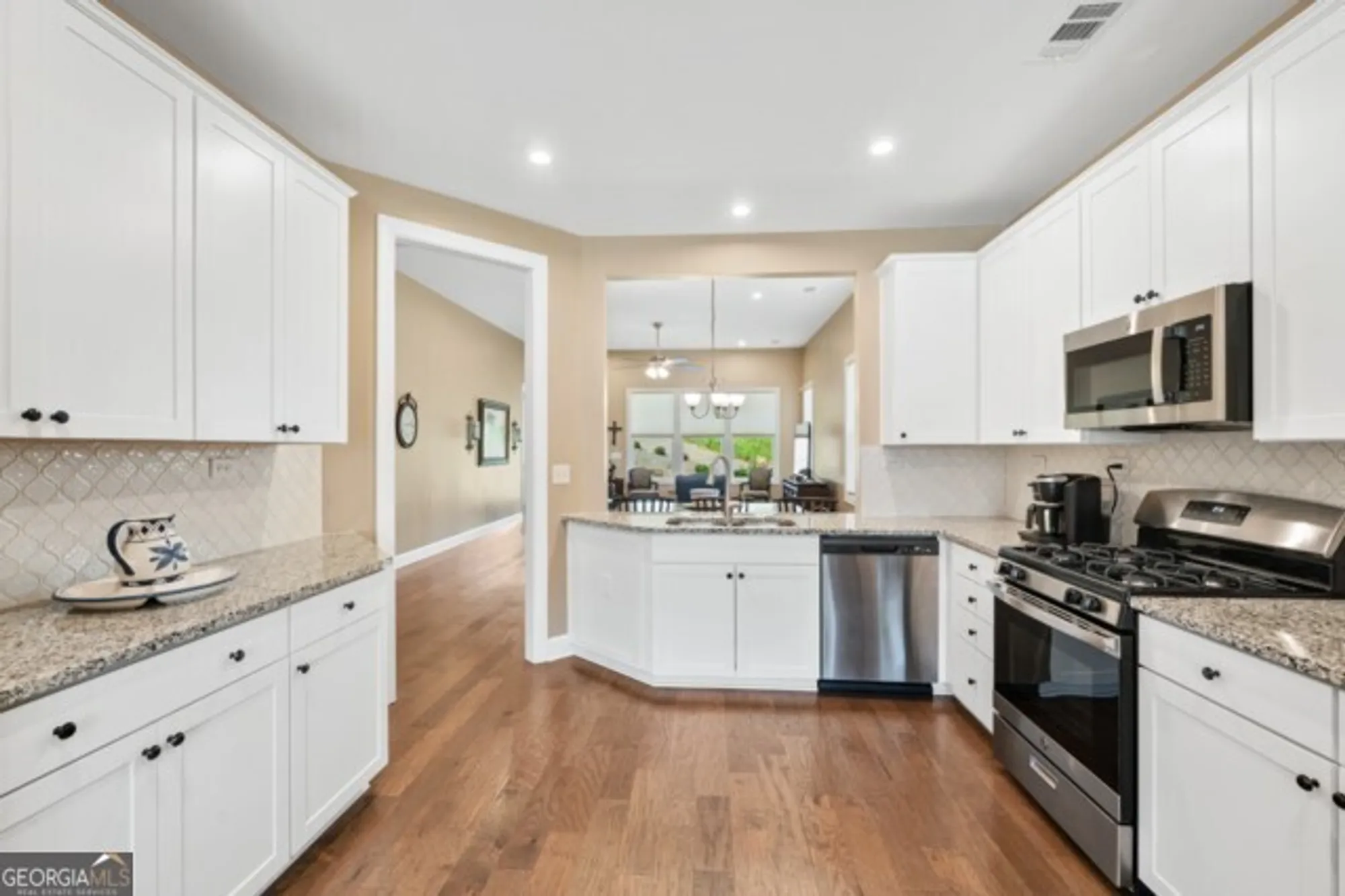 Property Slideshow image 13 of 82 | 215 silver ct # 2, Hoschton, GA, 30548