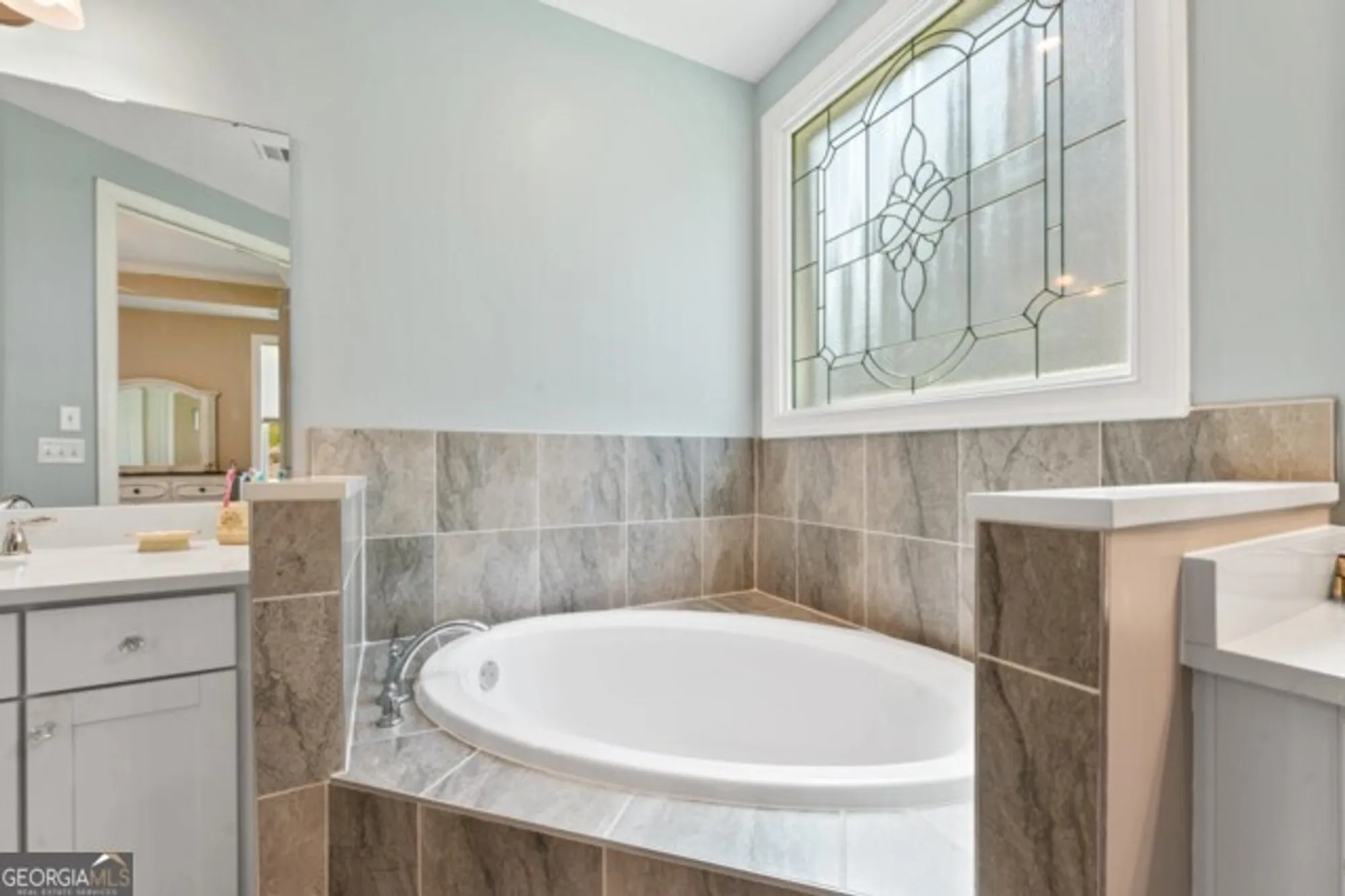 Property Slideshow image 22 of 82 | 215 silver ct # 2, Hoschton, GA, 30548