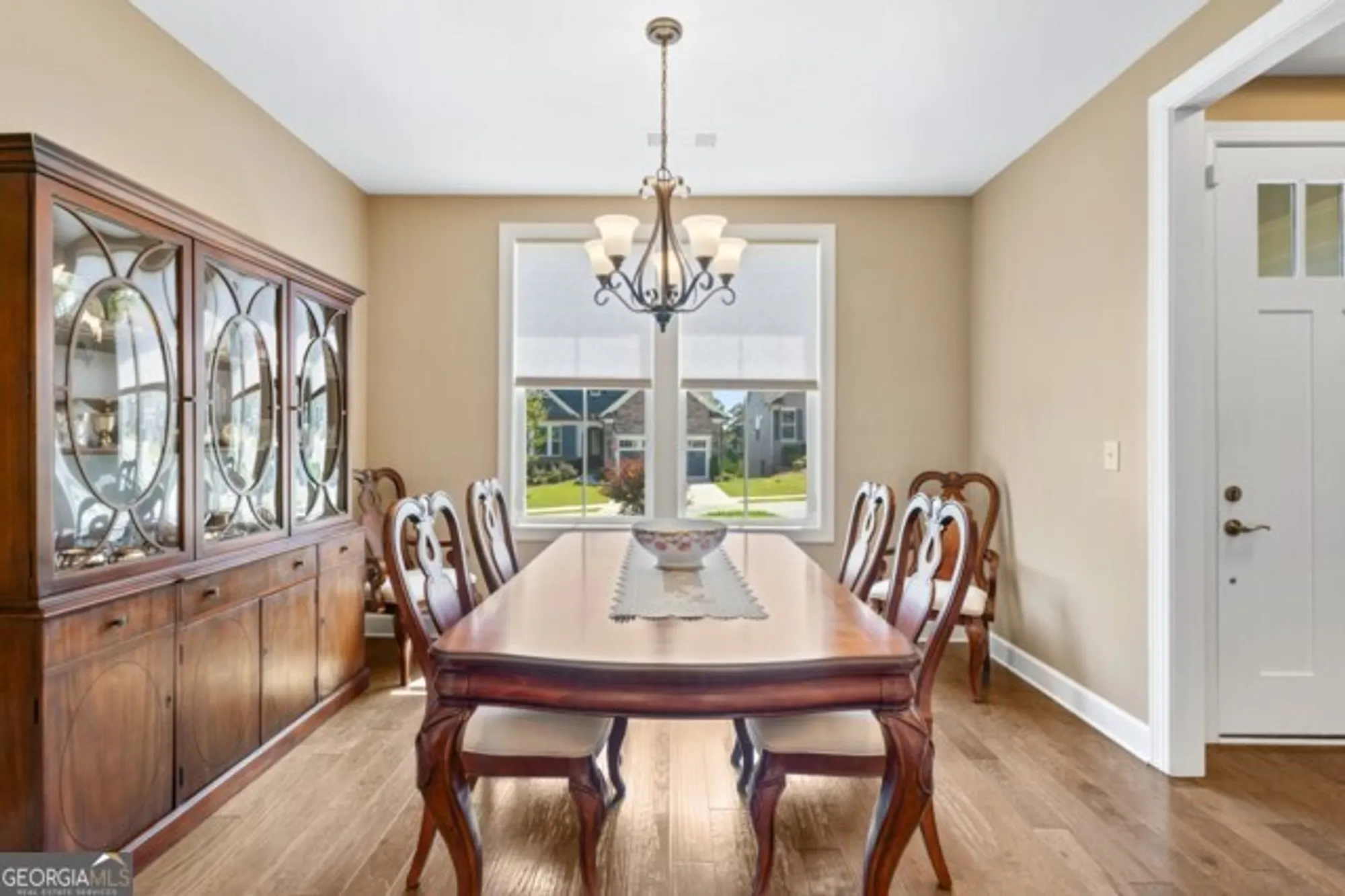 Property Slideshow image 9 of 82 | 215 silver ct # 2, Hoschton, GA, 30548