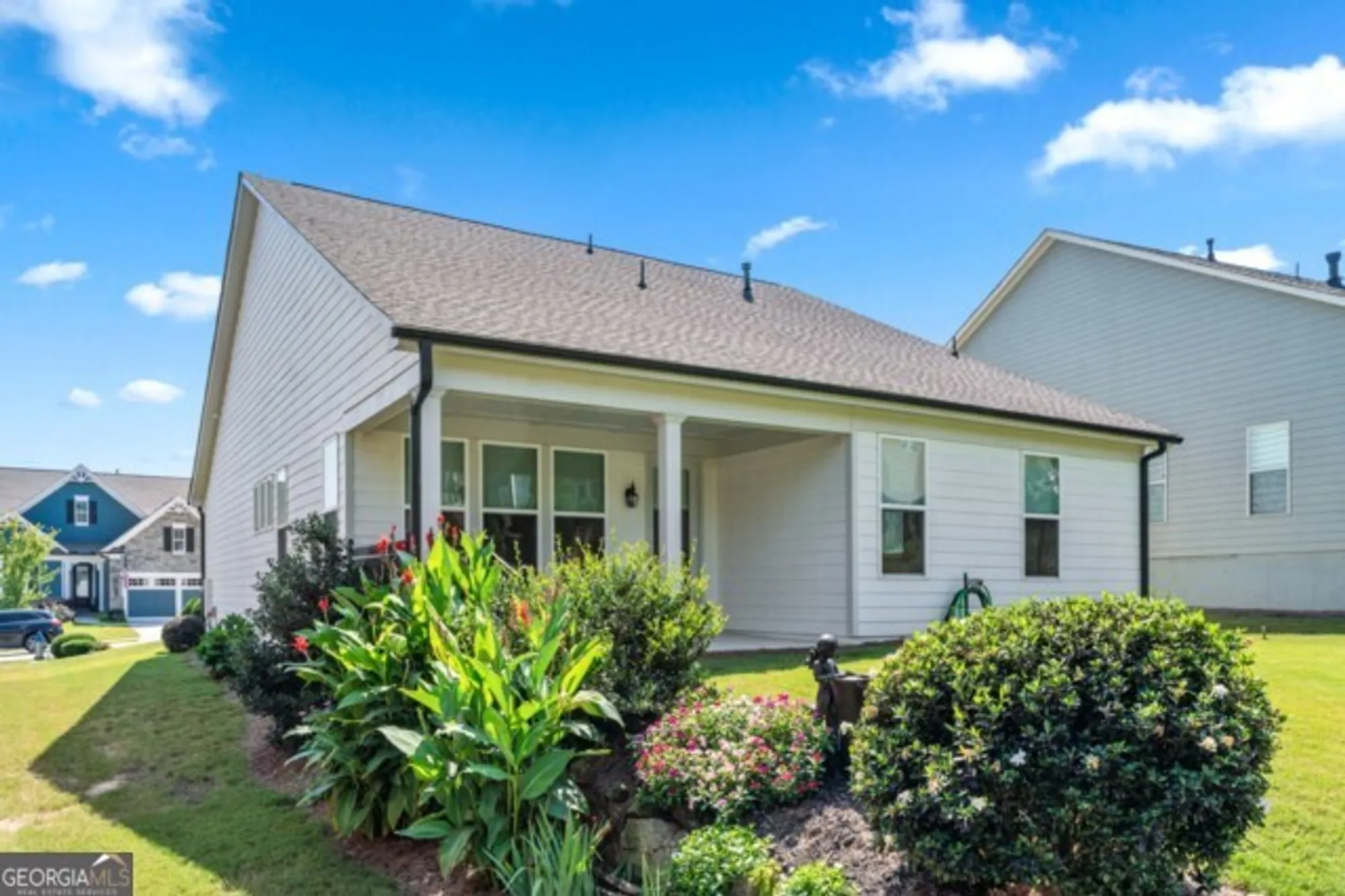 Property Slideshow image 38 of 82 | 215 silver ct # 2, Hoschton, GA, 30548