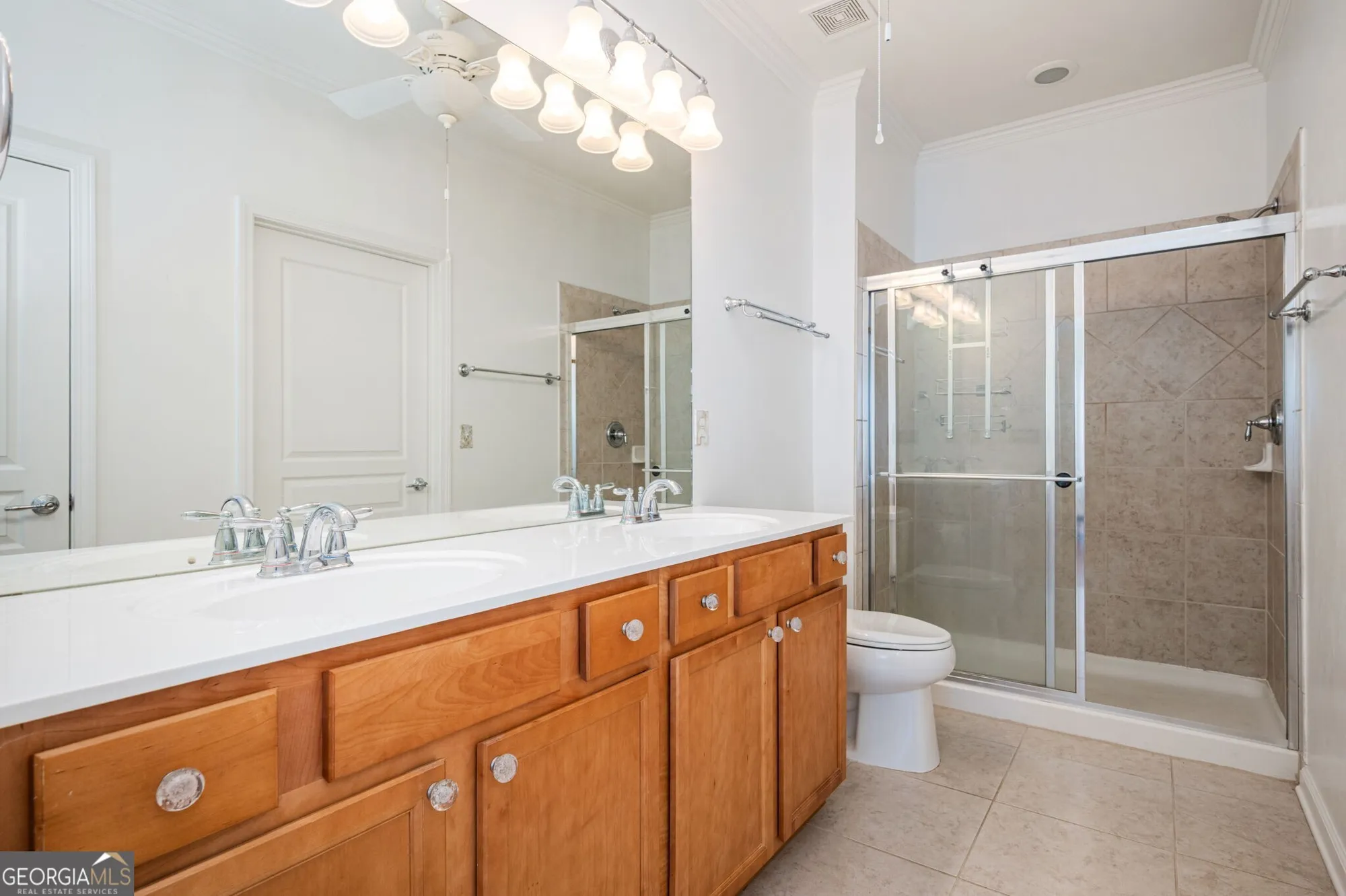 Property Slideshow image 27 of 53 | 6208 longleaf dr, Hoschton, GA, 30548