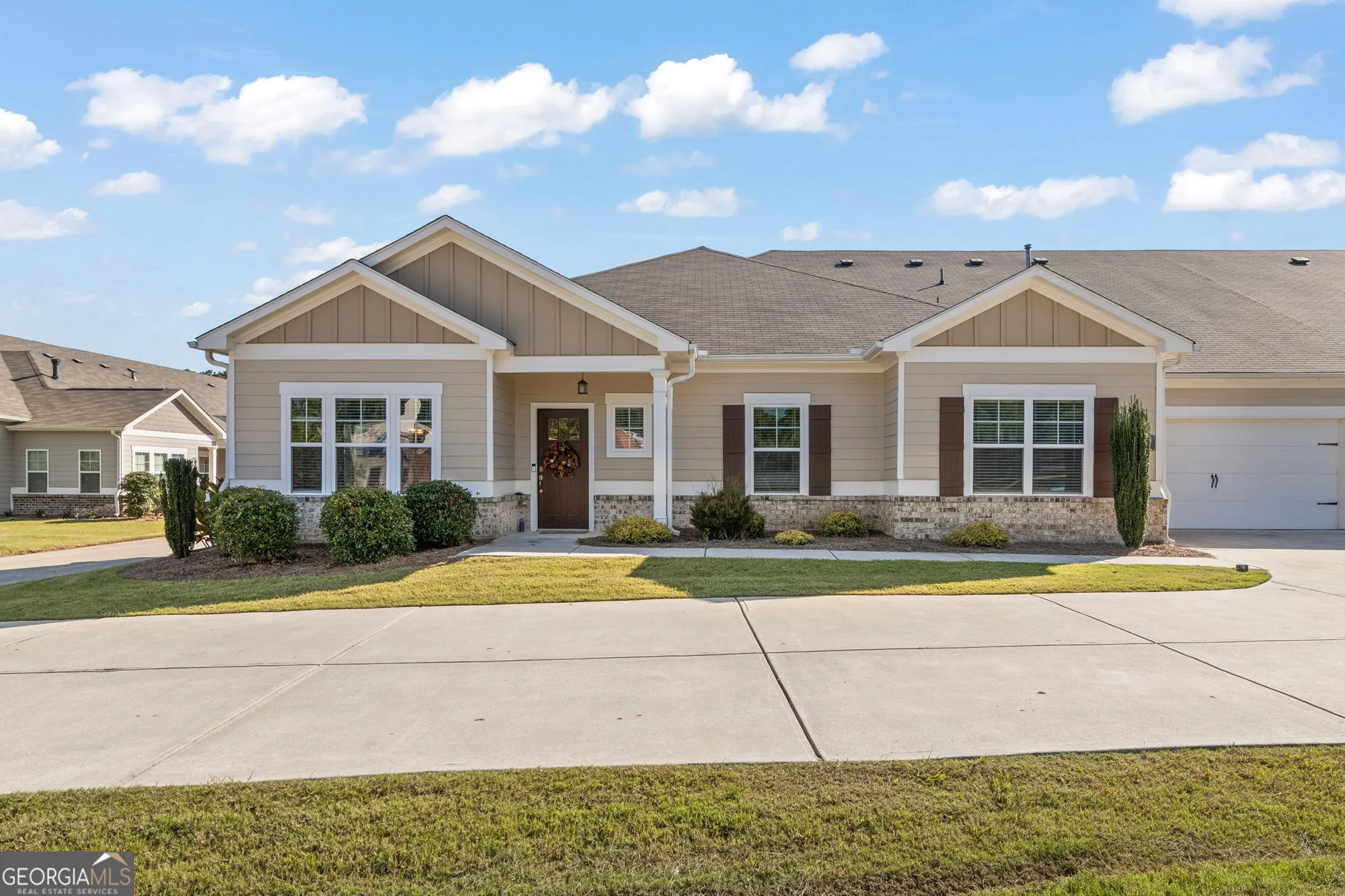 Property Slideshow image 1 of 26 | 2487 rathburn cir, Loganville, GA, 30052