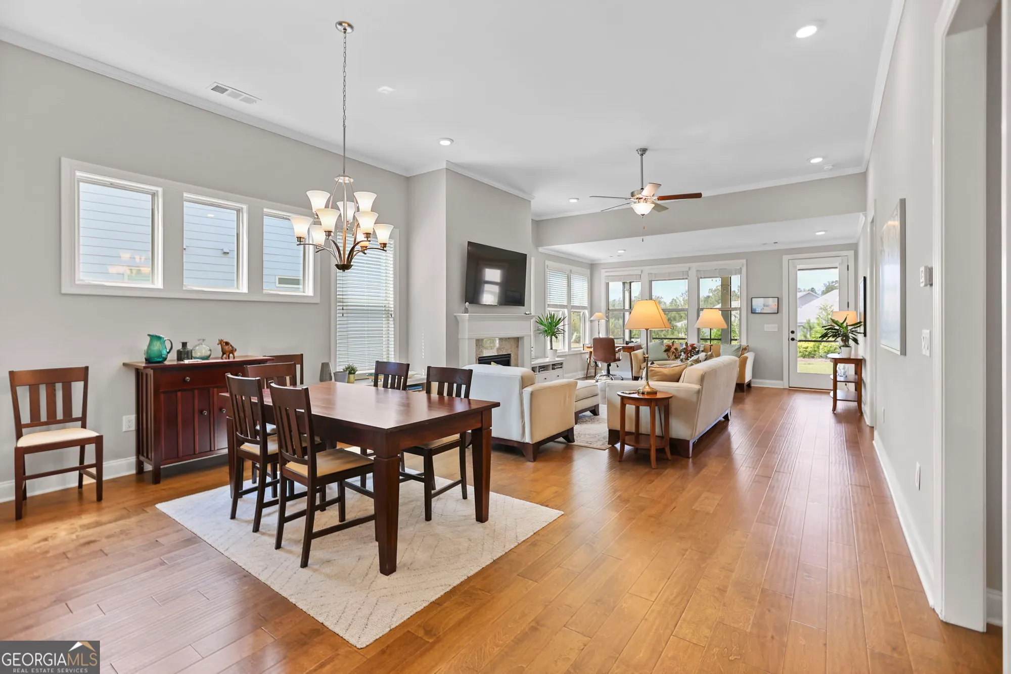 Property Slideshow image 13 of 58 | 413 silverbell ct, Peachtree City, GA, 30269