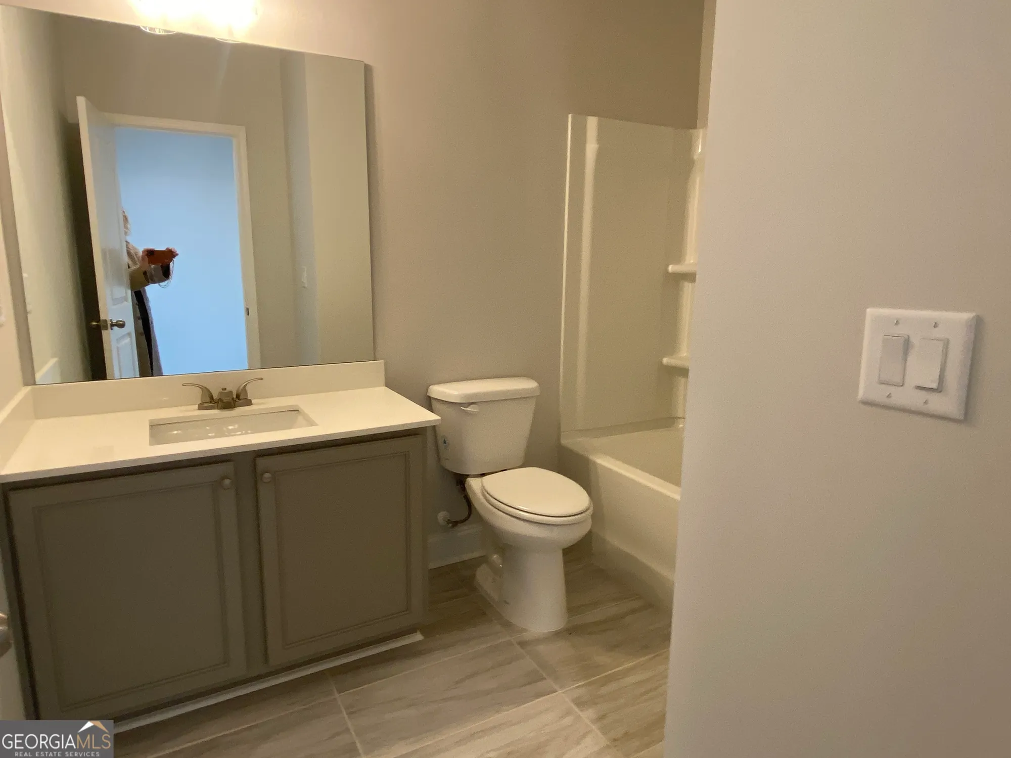 Property Slideshow image 21 of 56 | 166 montview dr # 112, Jefferson, GA, 30549