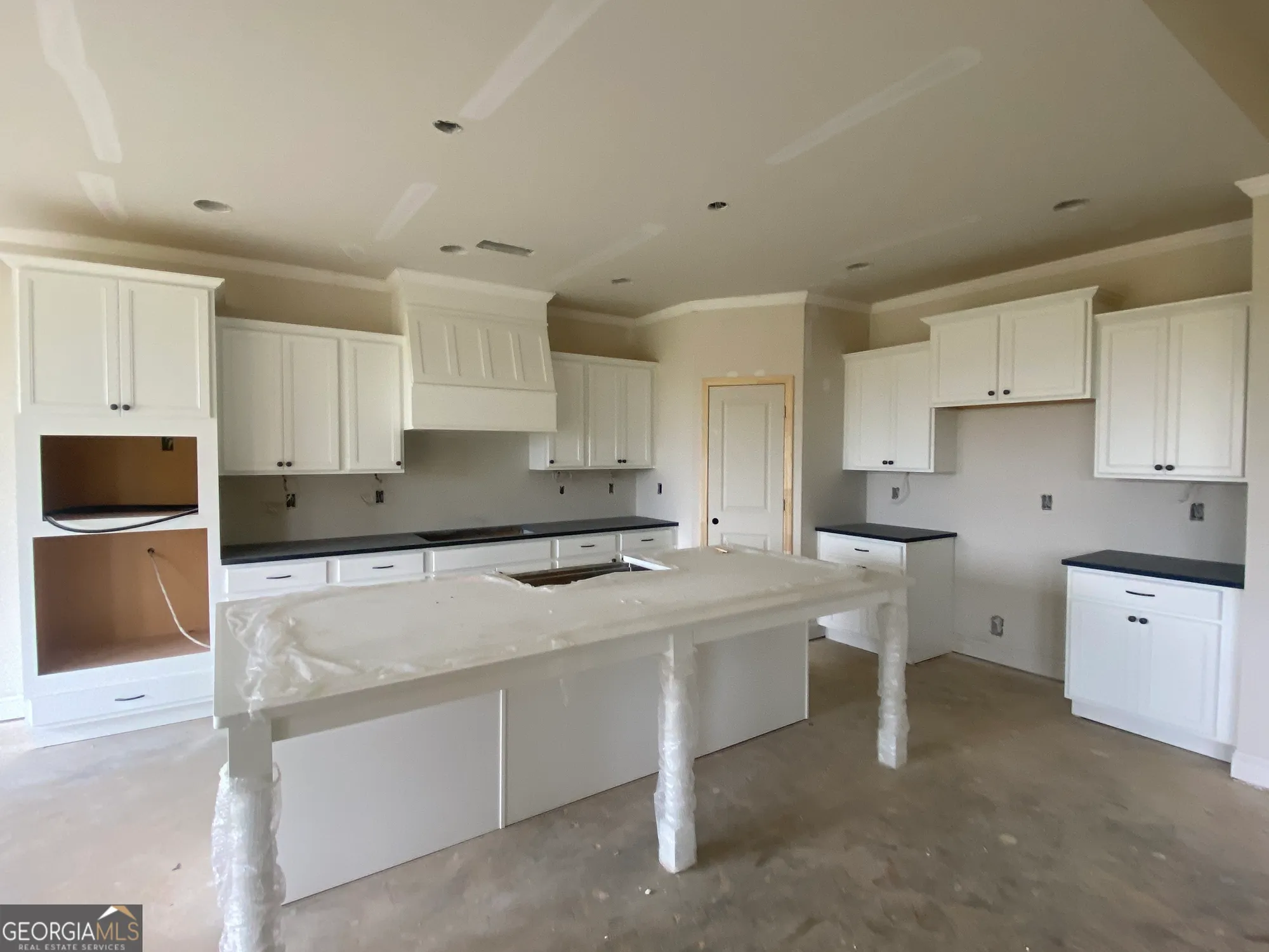 Property Slideshow image 2 of 56 | 166 montview dr # 112, Jefferson, GA, 30549