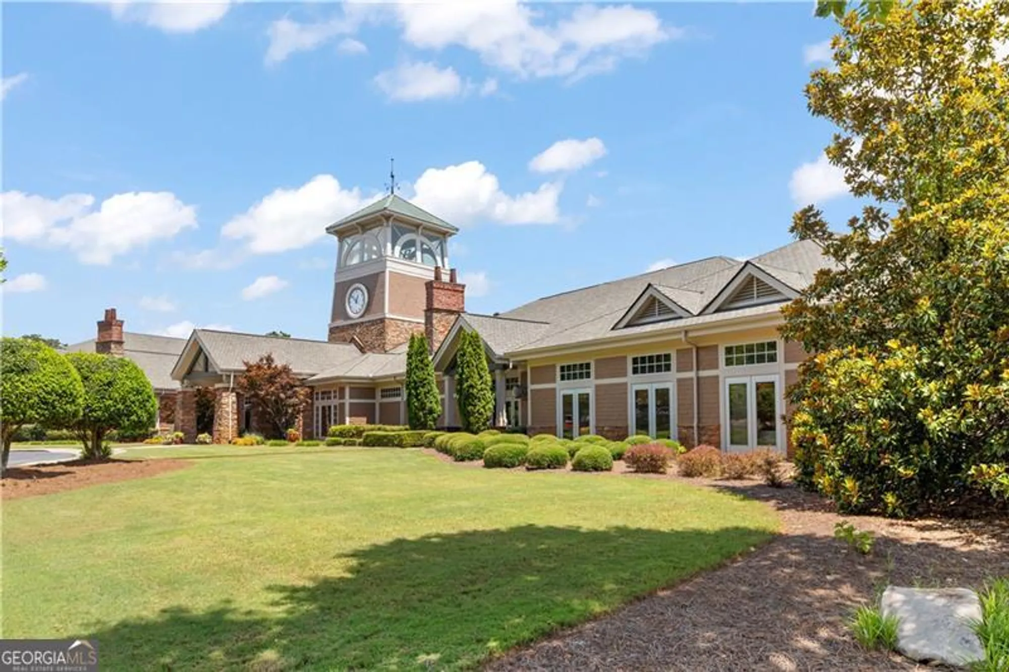 Property Slideshow image 29 of 47 | 6241 greenstone cir, Hoschton, GA, 30548