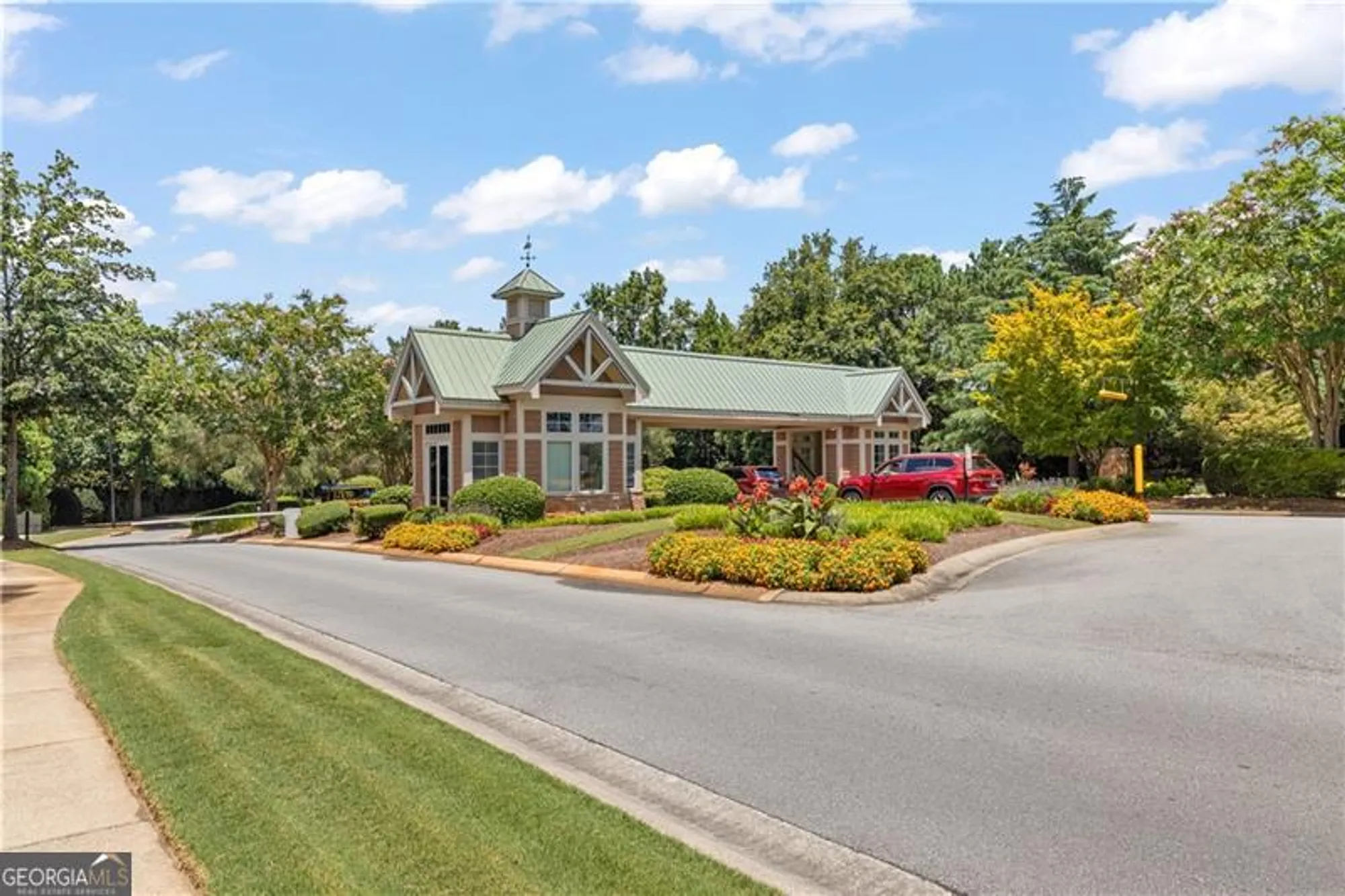 Property Slideshow image 28 of 47 | 6241 greenstone cir, Hoschton, GA, 30548