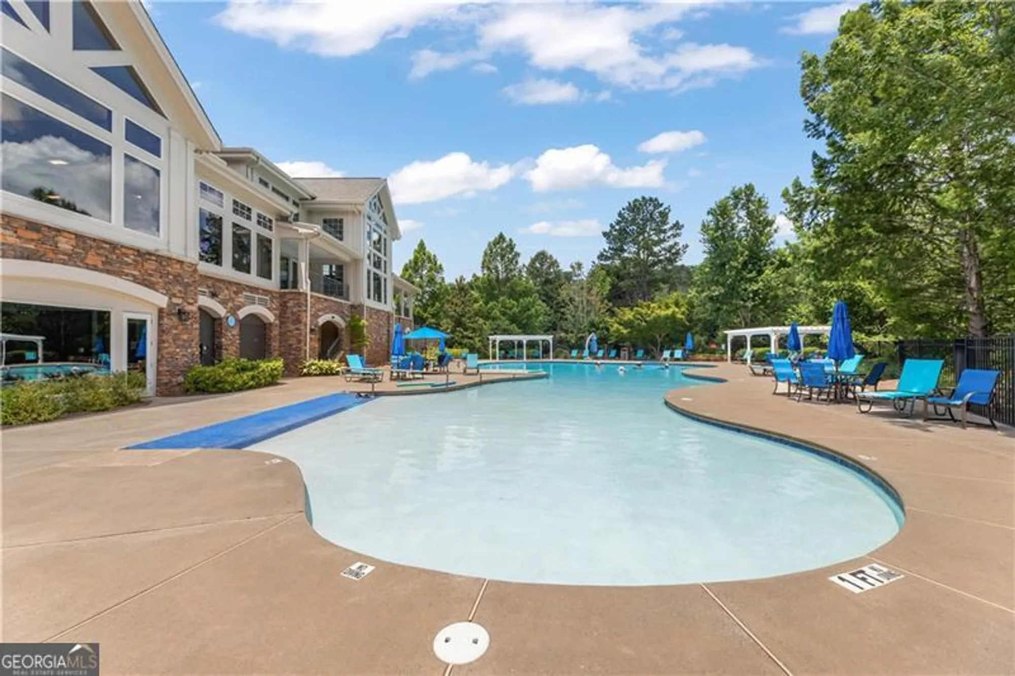 Property Slideshow image 34 of 47 | 6241 greenstone cir, Hoschton, GA, 30548