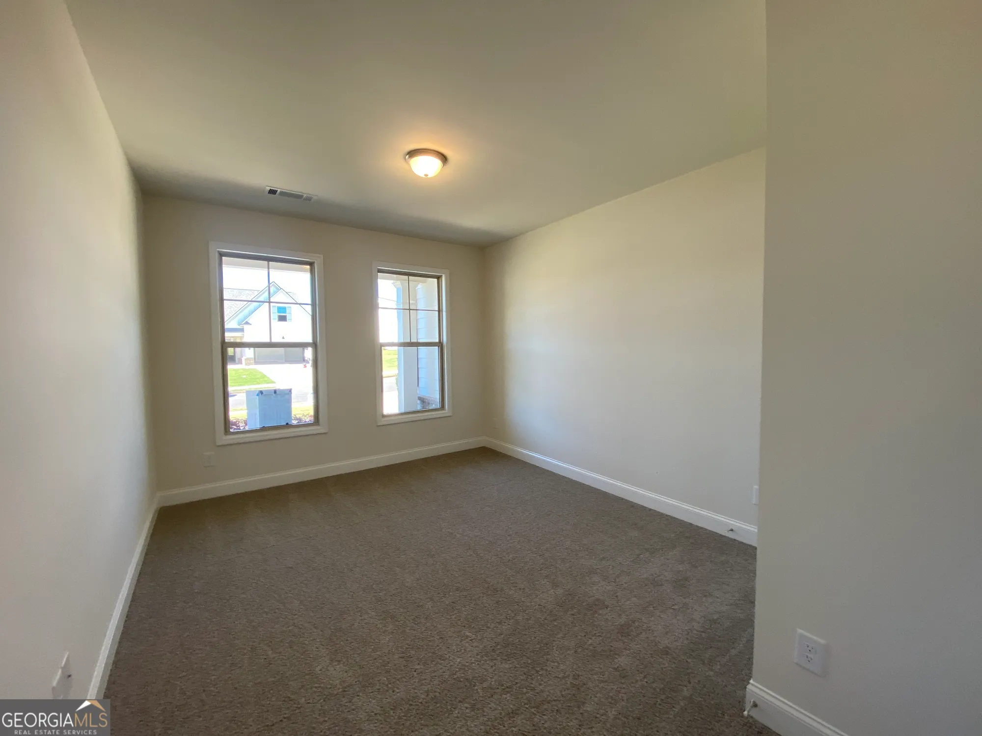 Property Slideshow image 11 of 64 | 174 oakdale rd # 34, Jefferson, GA, 30549