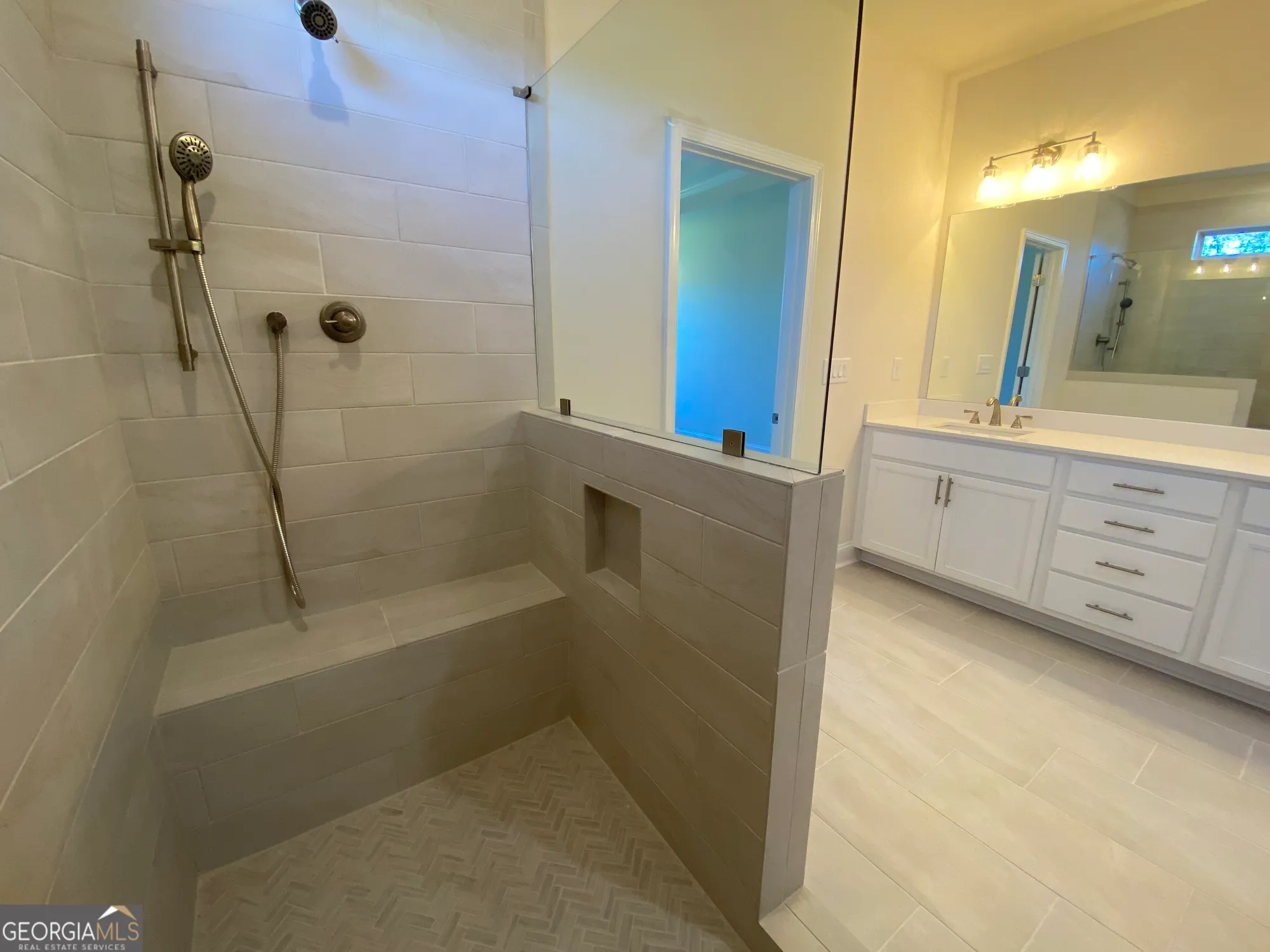 Property Slideshow image 37 of 64 | 174 oakdale rd # 34, Jefferson, GA, 30549