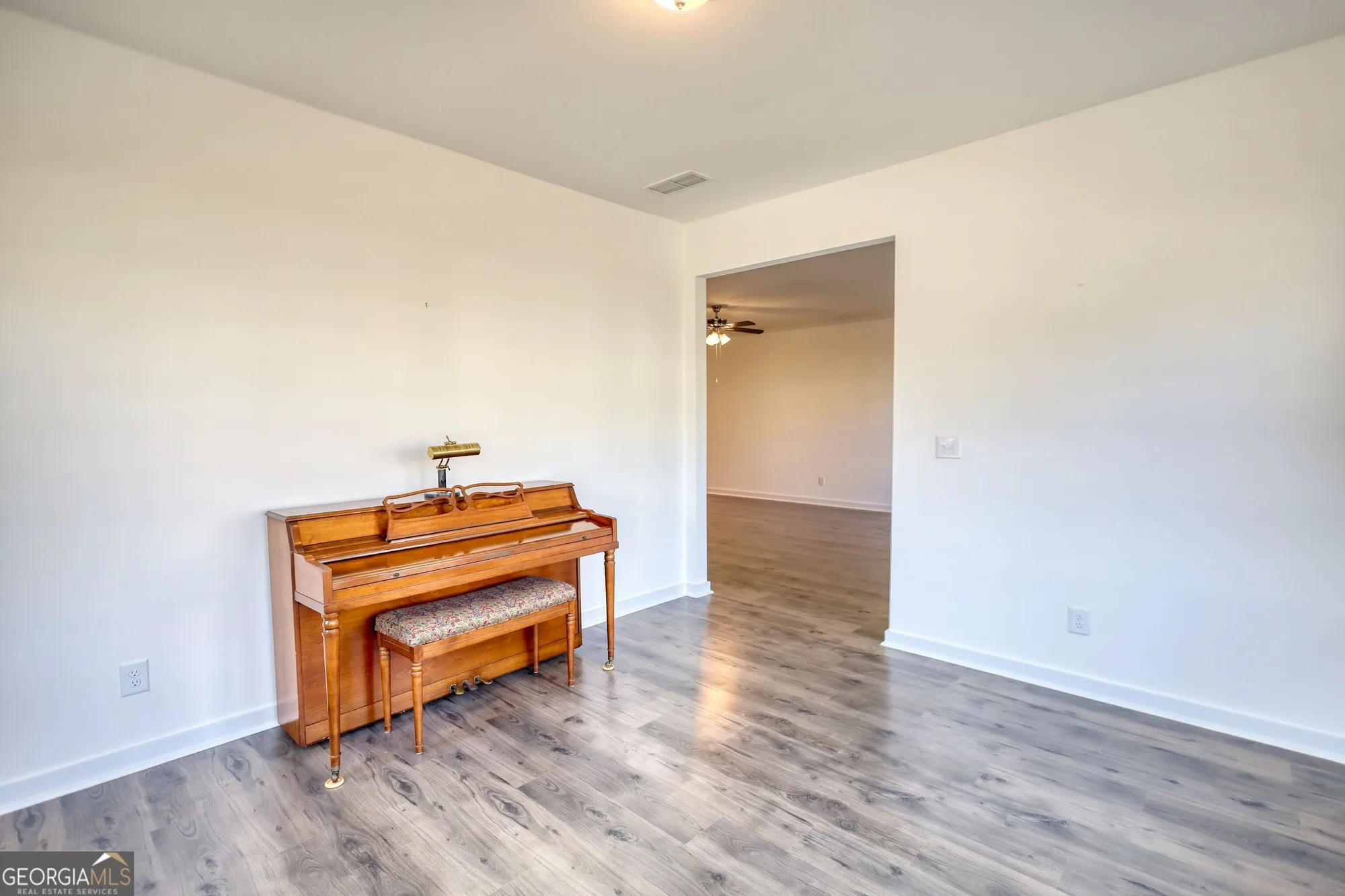 Property Slideshow image 30 of 49 | 2929 rambler dr, Loganville, GA, 30052