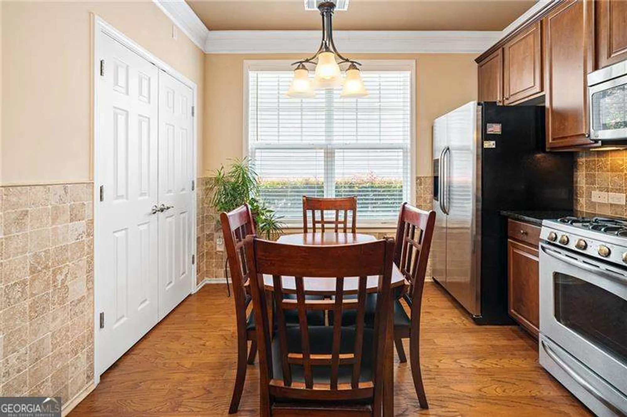 Property Slideshow image 10 of 55 | 3180 willow creek dr, Gainesville, GA, 30504