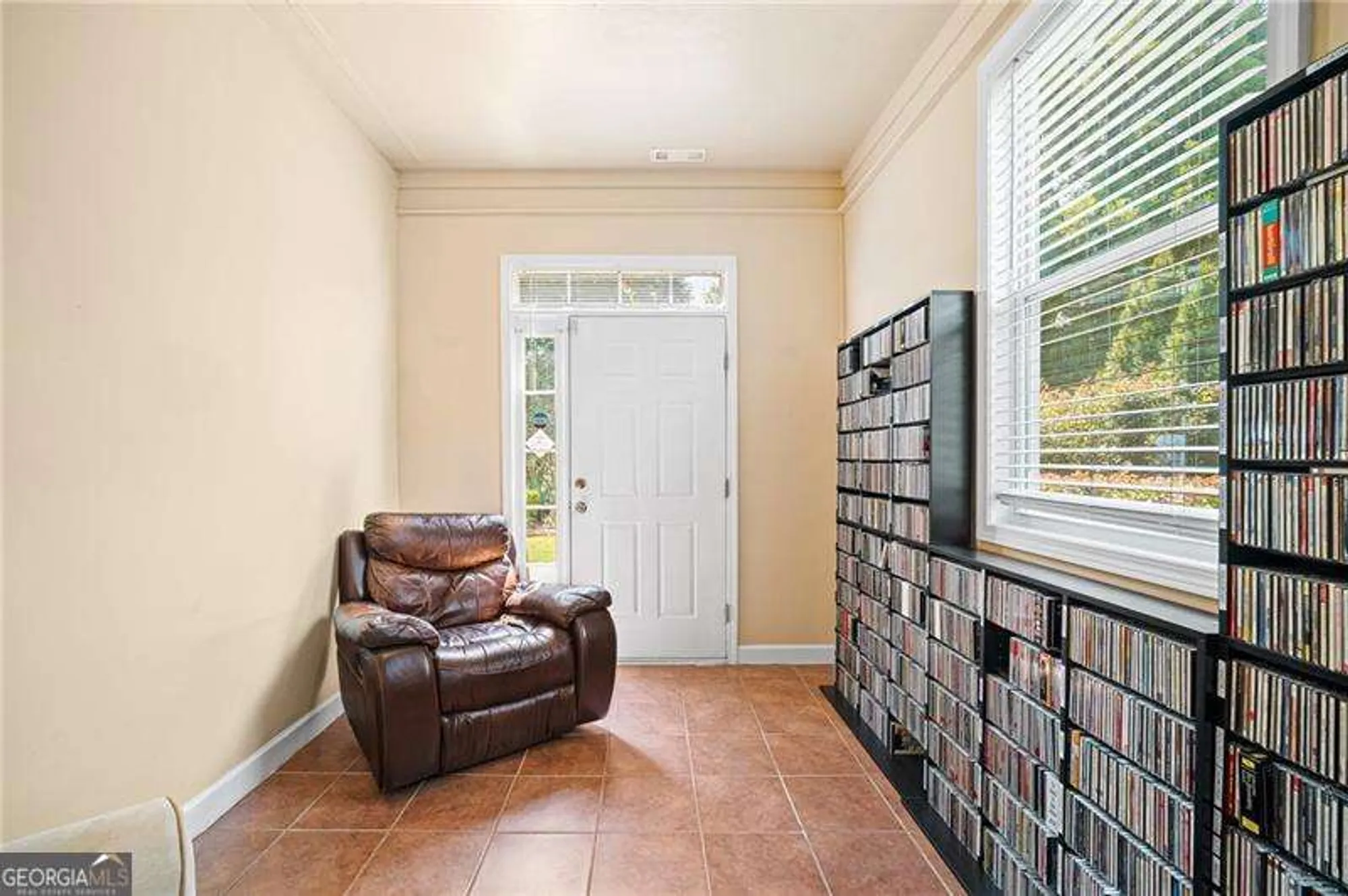 Property Slideshow image 19 of 55 | 3180 willow creek dr, Gainesville, GA, 30504