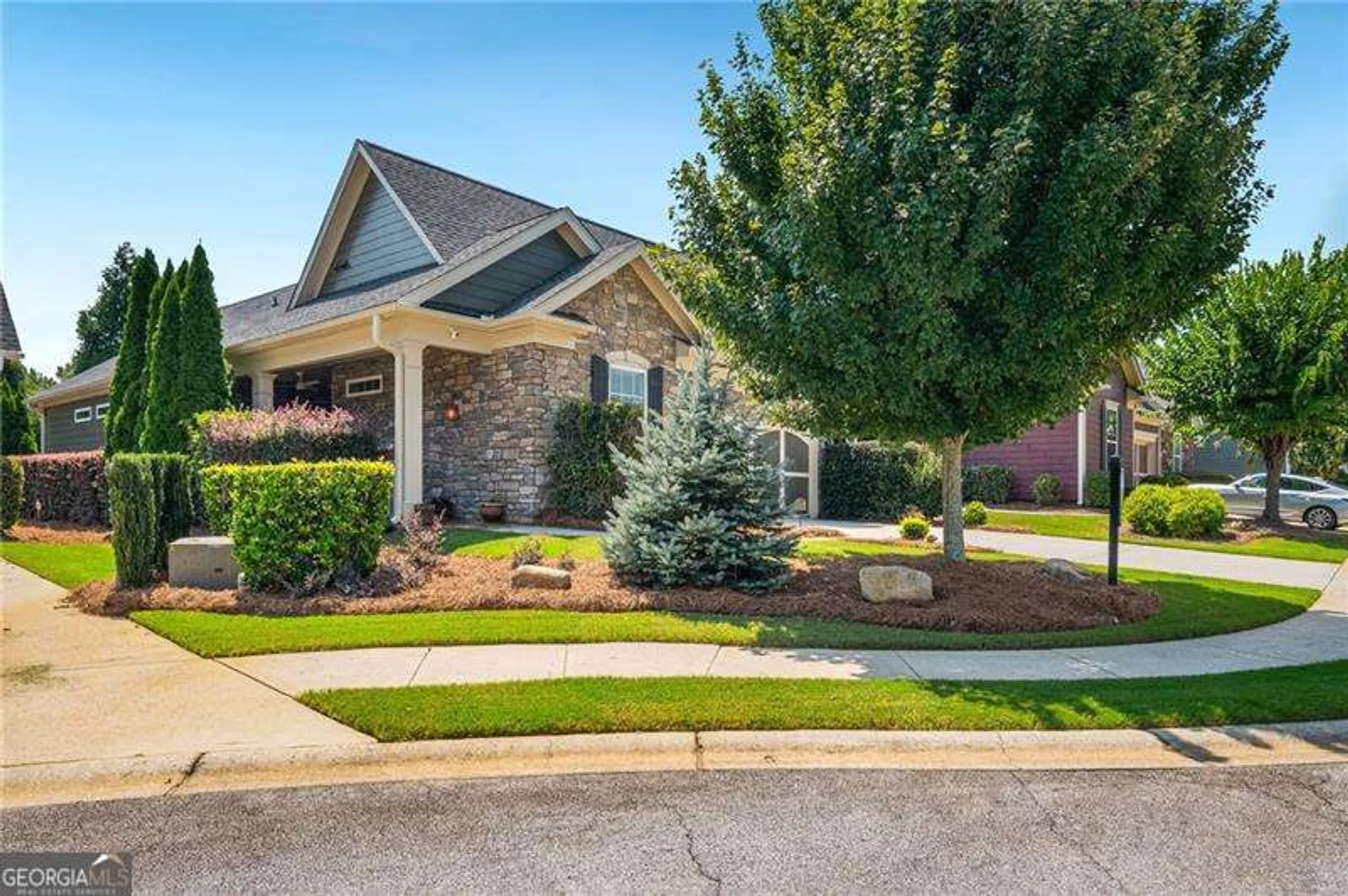 Property Slideshow image 38 of 55 | 3180 willow creek dr, Gainesville, GA, 30504