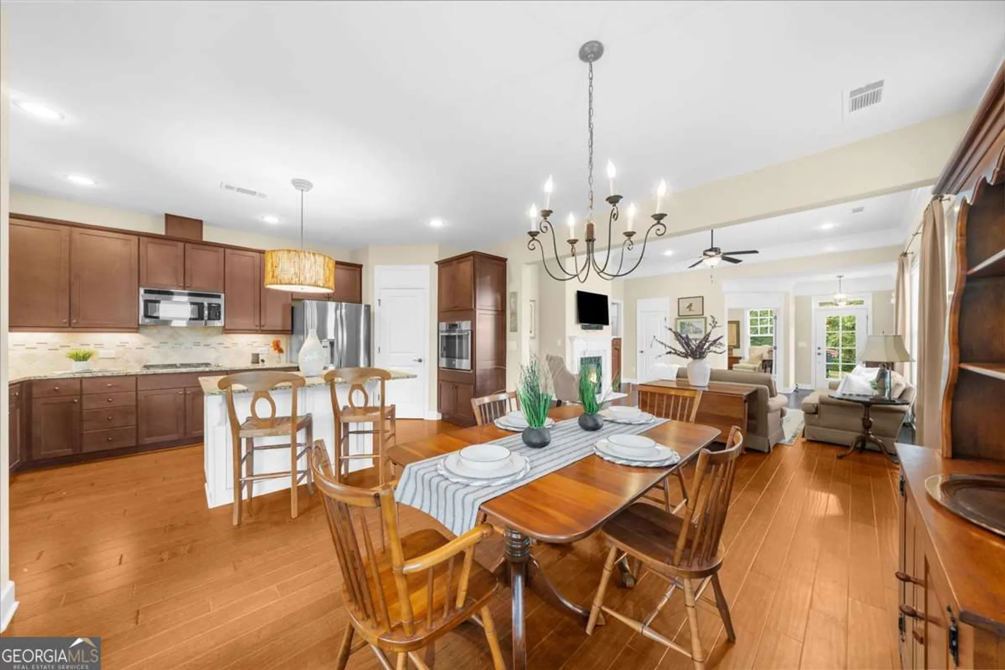 Property Slideshow image 11 of 60 | 3312 cresswind pkwy, Gainesville, GA, 30504