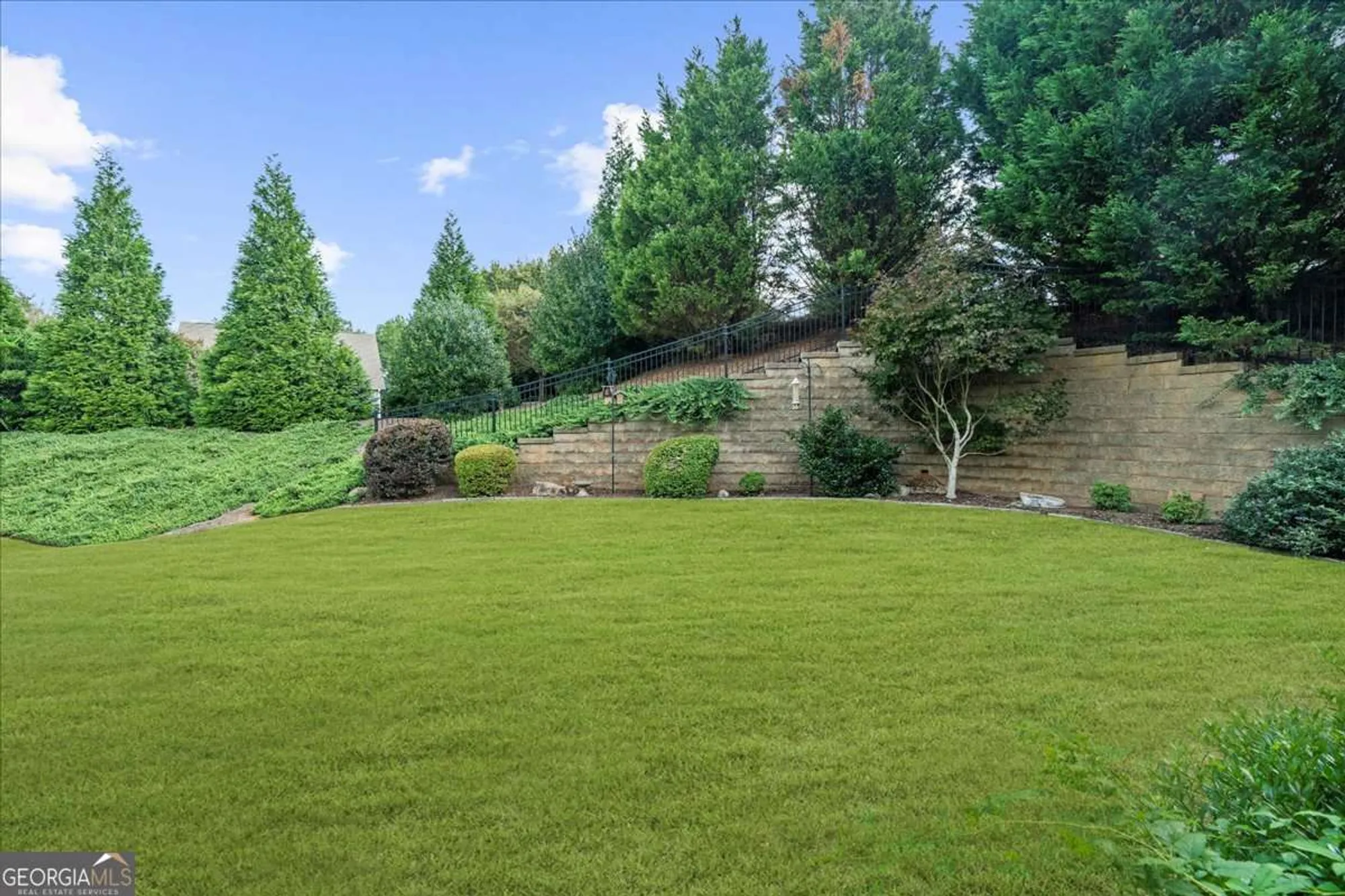 Property Slideshow image 35 of 60 | 3312 cresswind pkwy, Gainesville, GA, 30504