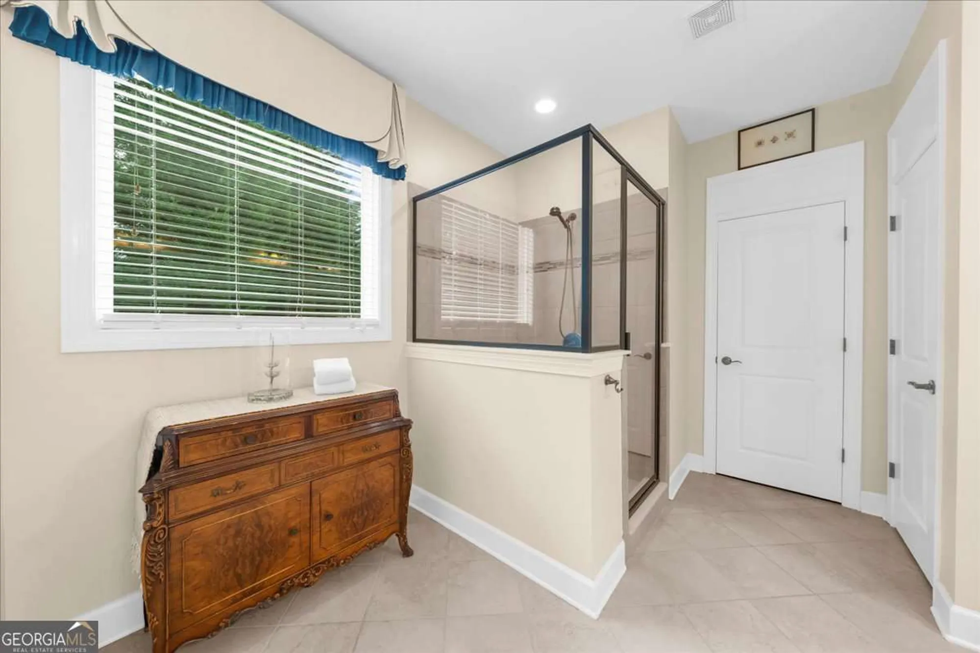 Property Slideshow image 26 of 60 | 3312 cresswind pkwy, Gainesville, GA, 30504